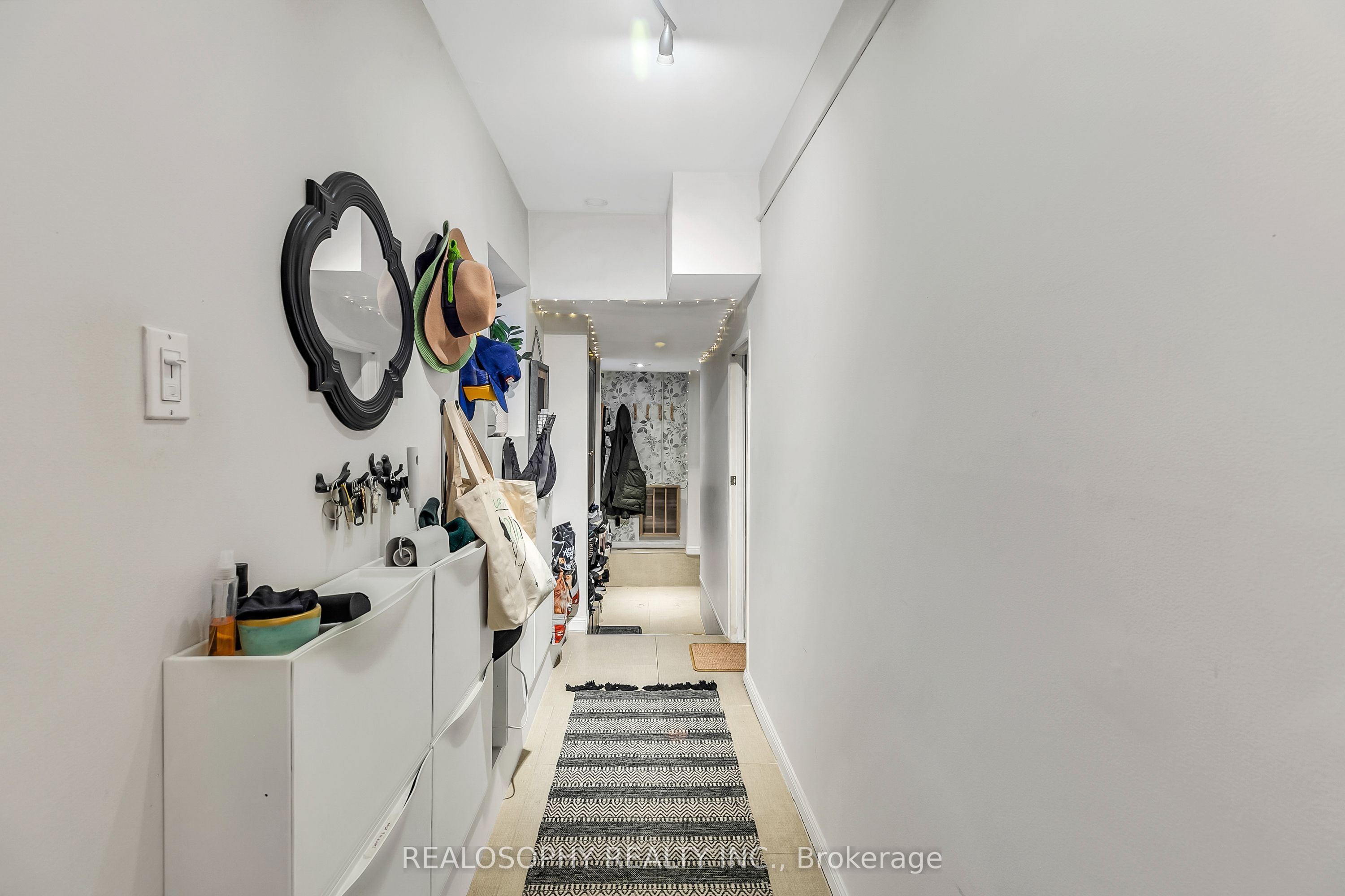 626 Huron Street Property Photo 30