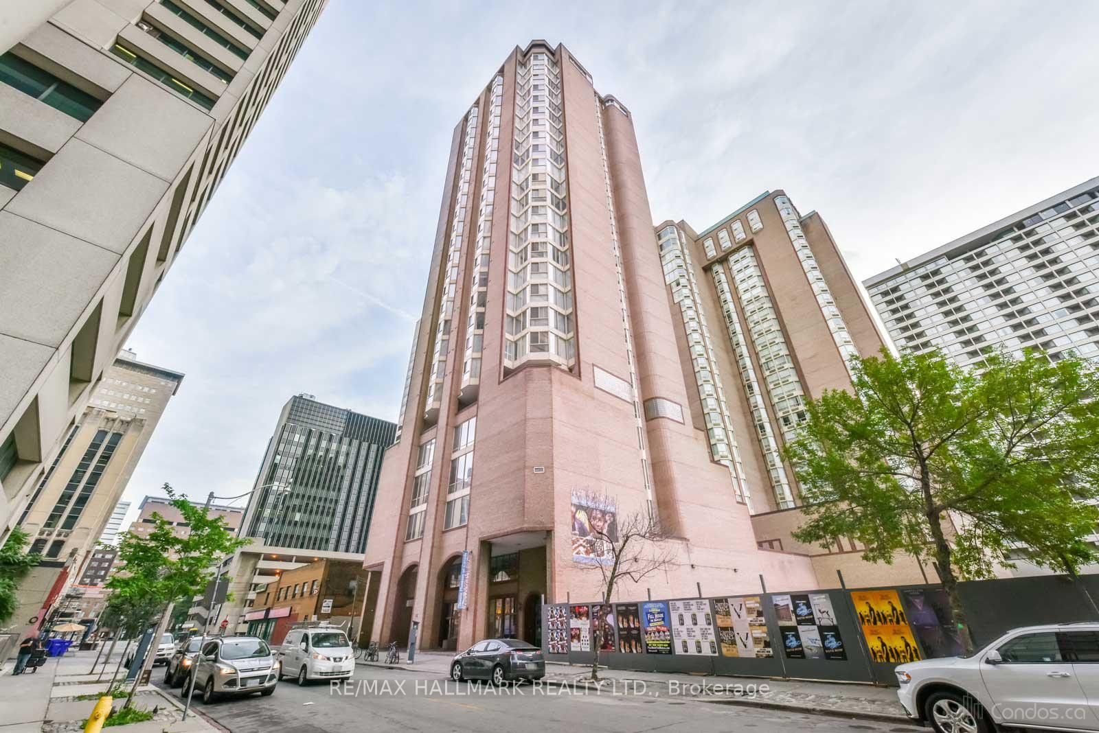 55 Centre Avenue 1607 Property Photo 2