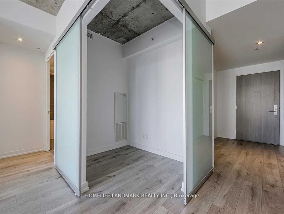 161 Roehampton Avenue 3901 Property Photo 3
