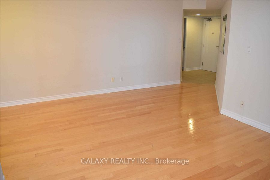 3 Rean Drive 812 Property Photo 9