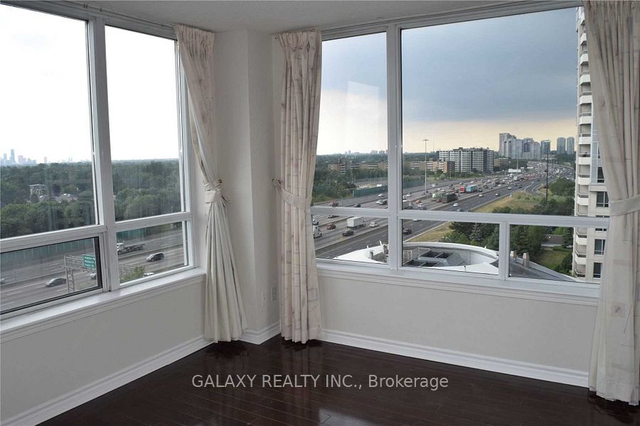 3 Rean Drive 812 Property Photo 10