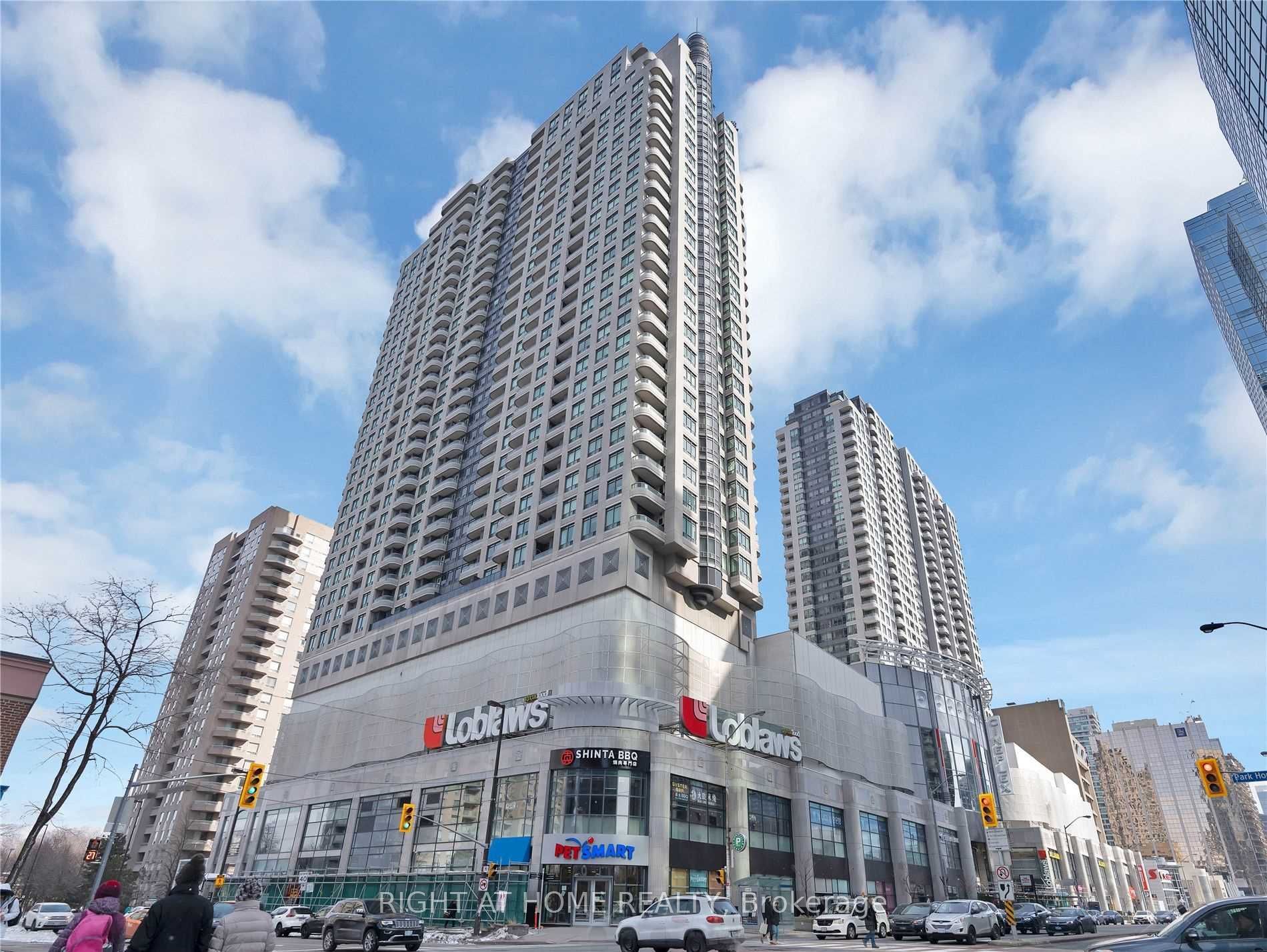 33 Empress Avenue Ph506 Property Photo 3