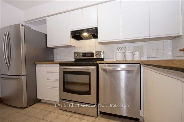 60 Homewood Avenue 108 Property Photo 11