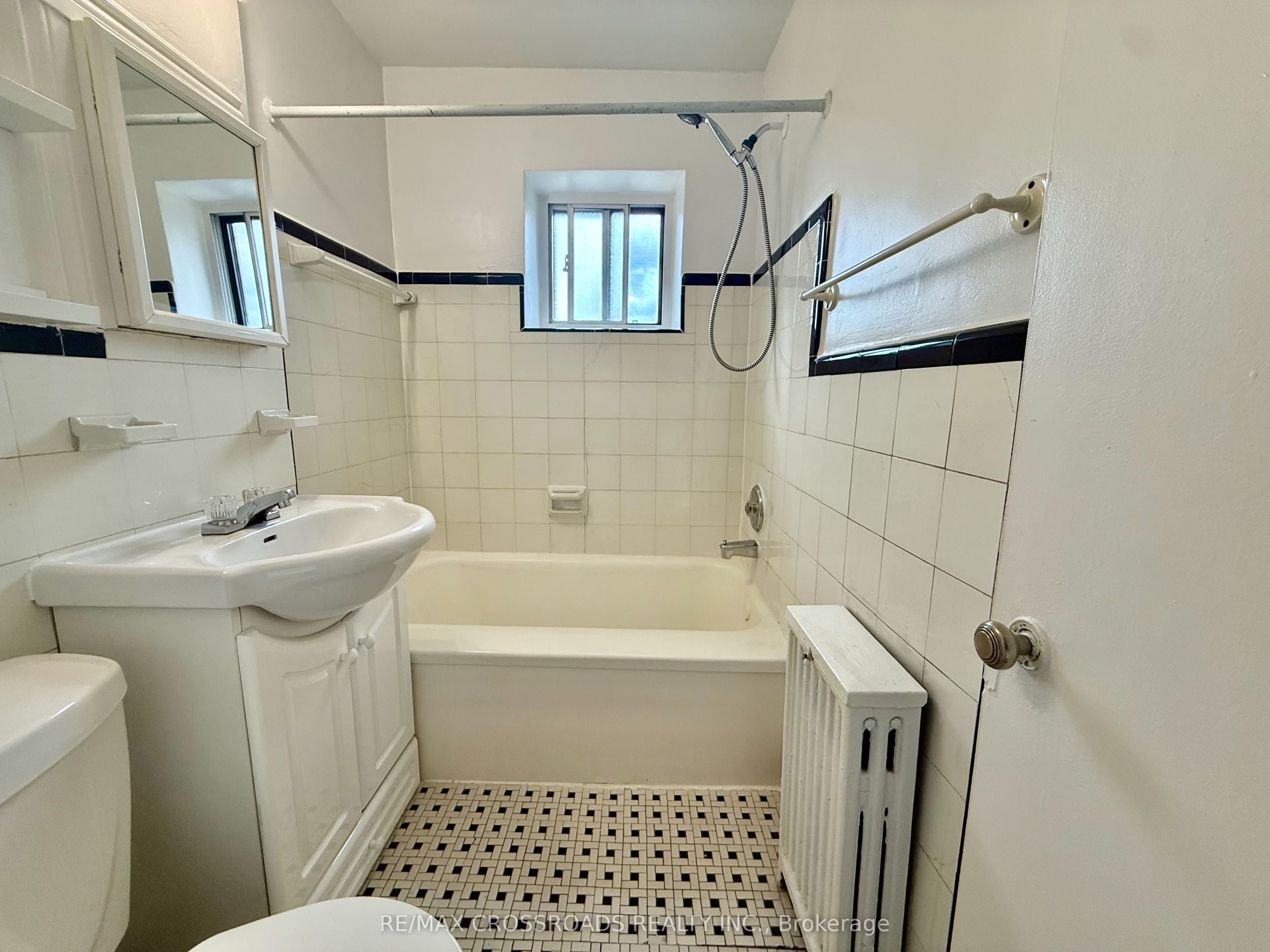 2770 Yonge Street 213 Property Photo 3