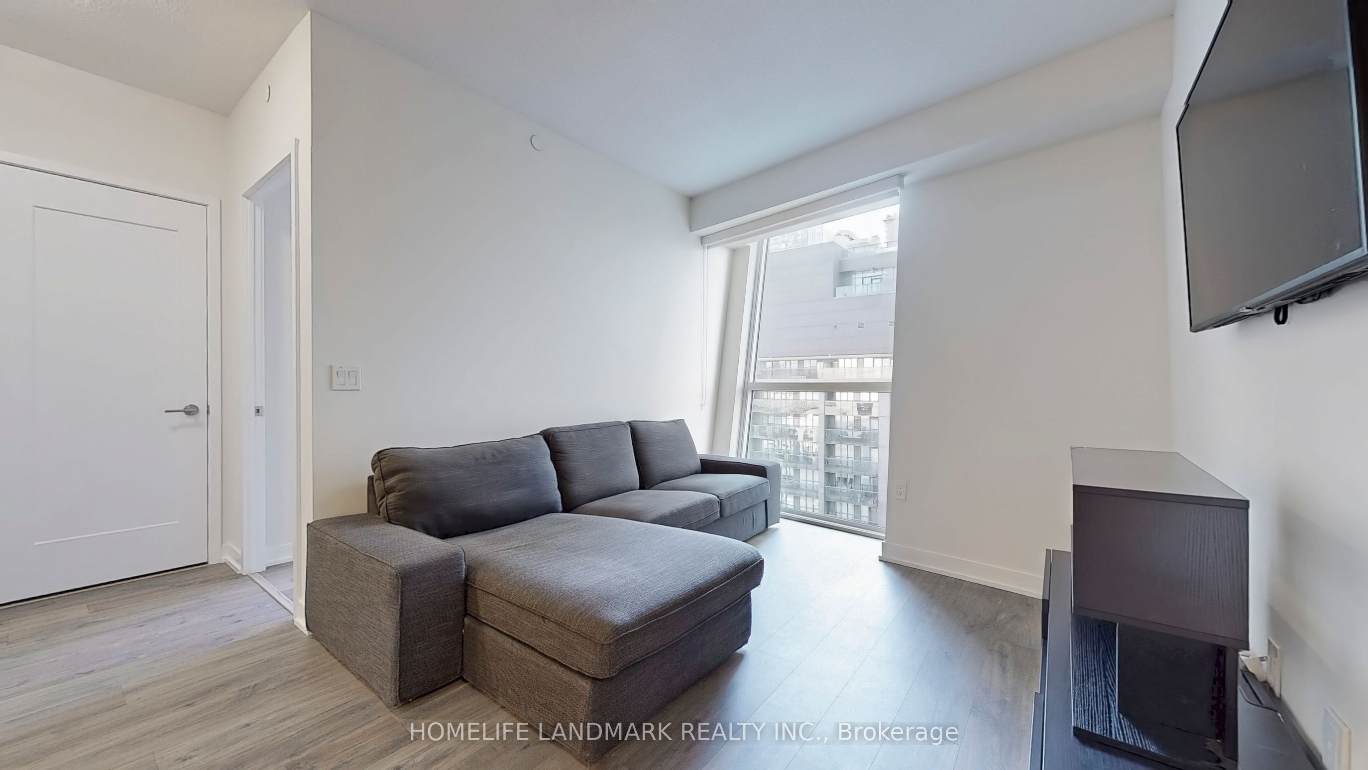 99 John Street 704 Property Photo 11