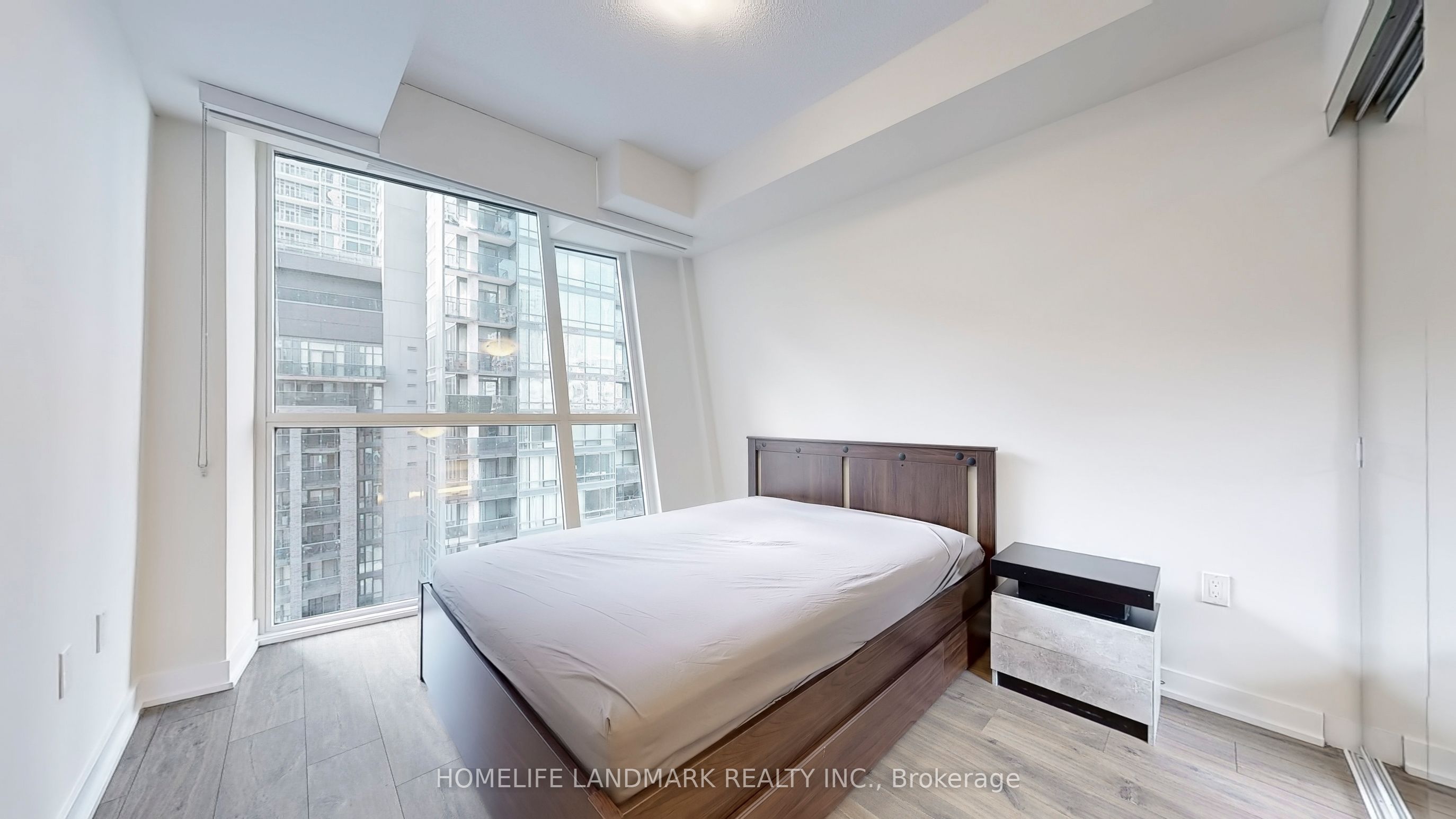 99 John Street 704 Property Photo 18