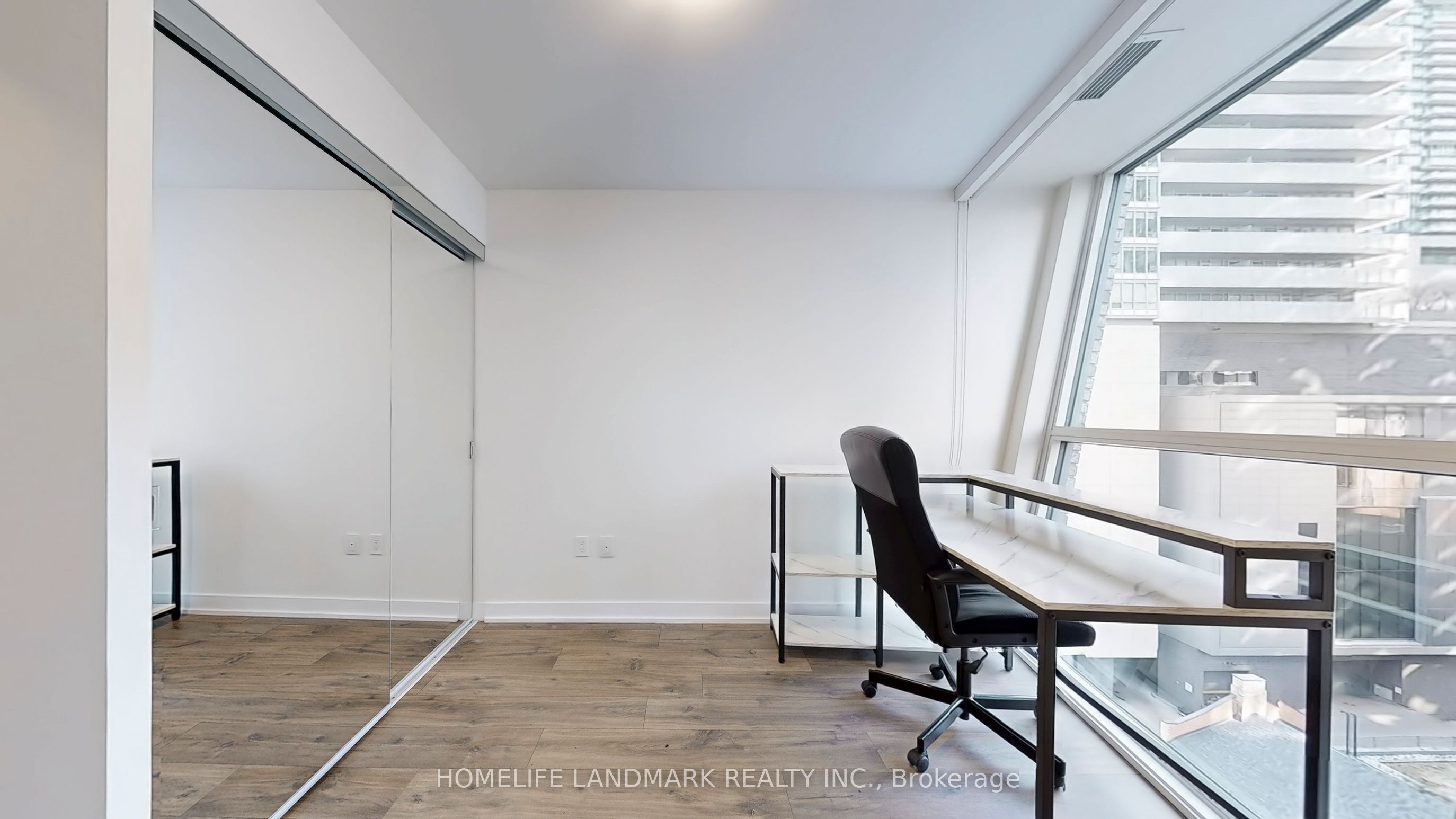 99 John Street 704 Property Photo 23