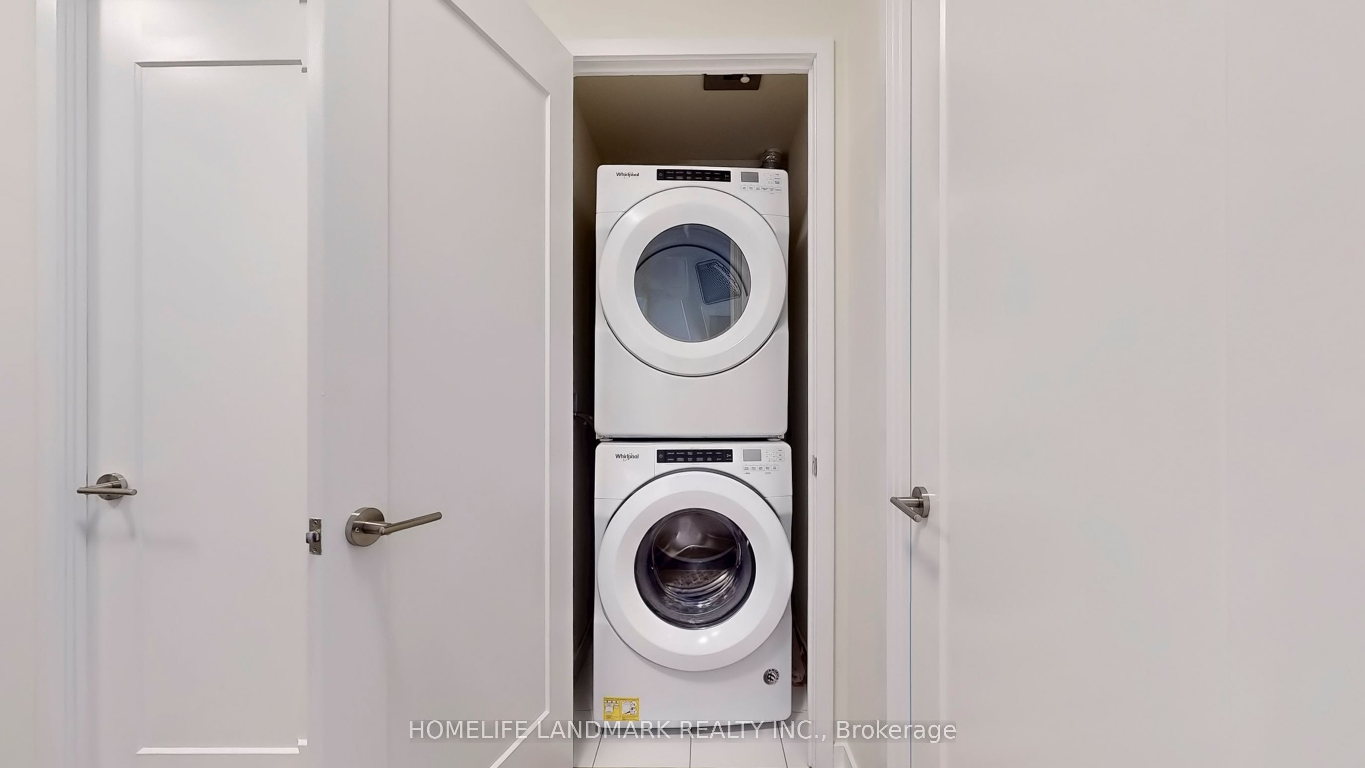 99 John Street 704 Property Photo 31