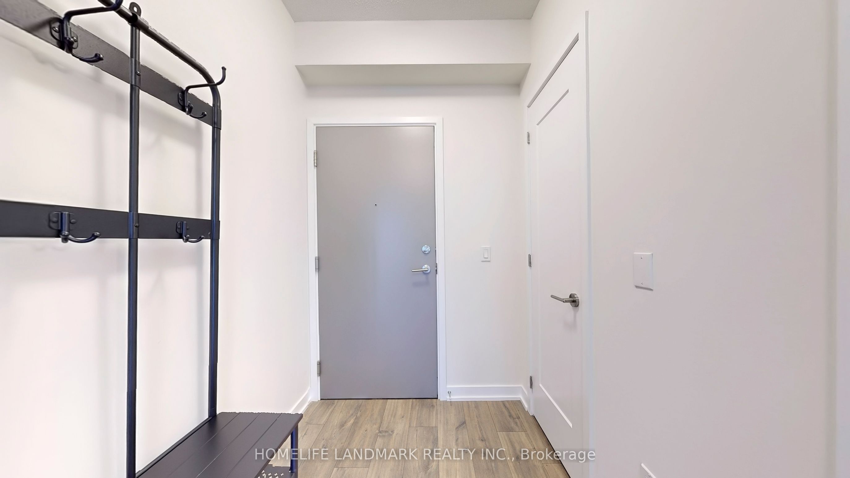 99 John Street 704 Property Photo 32