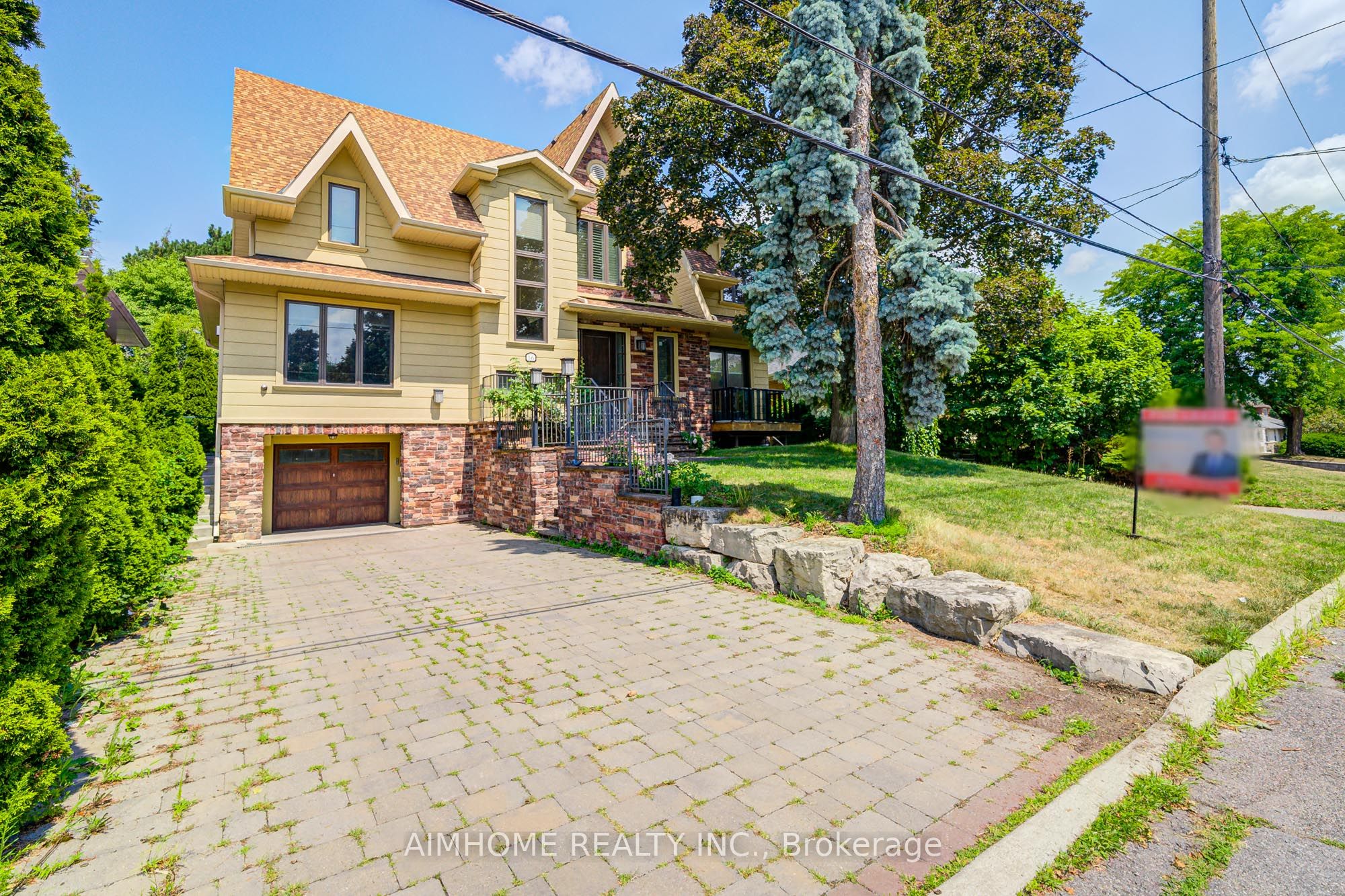 16 Winlock Park Property Photo 1