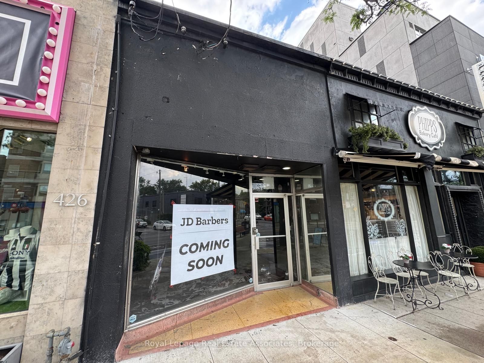 424 Eglinton Avenue W Lower Level Property Photo 1