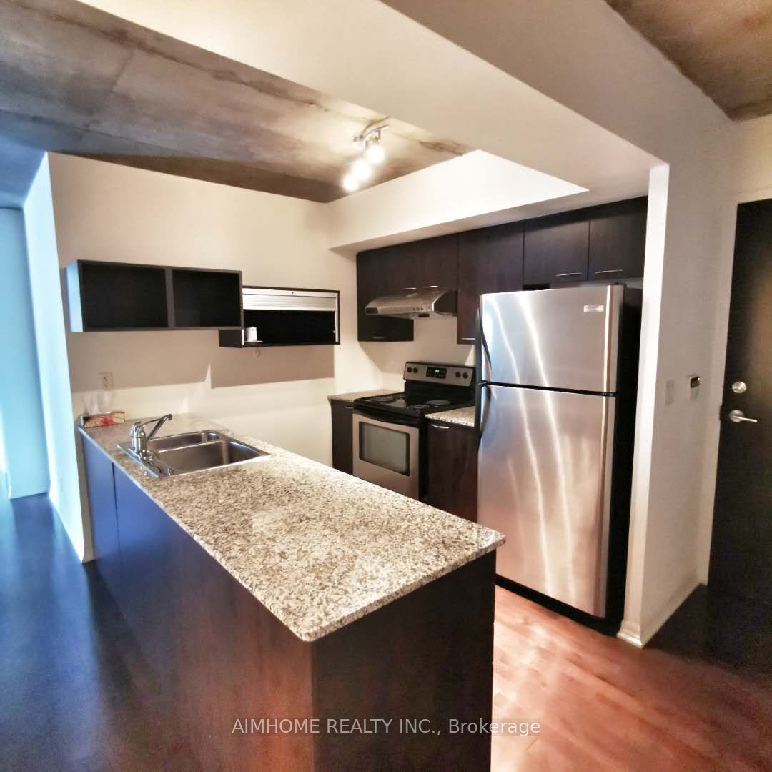 22 Wellesley Street E 906 Property Photo 6