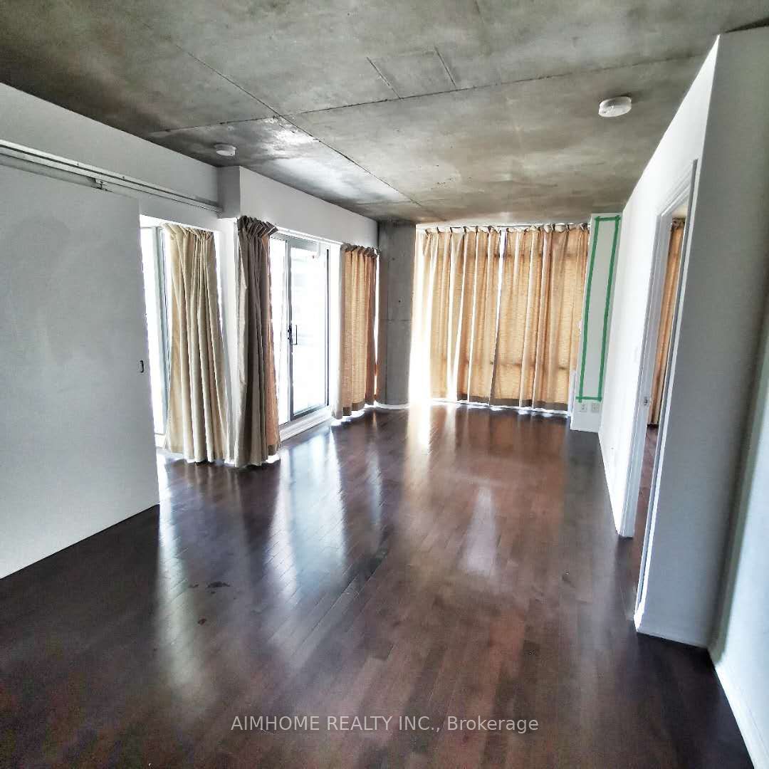 22 Wellesley Street E 906 Property Photo 10