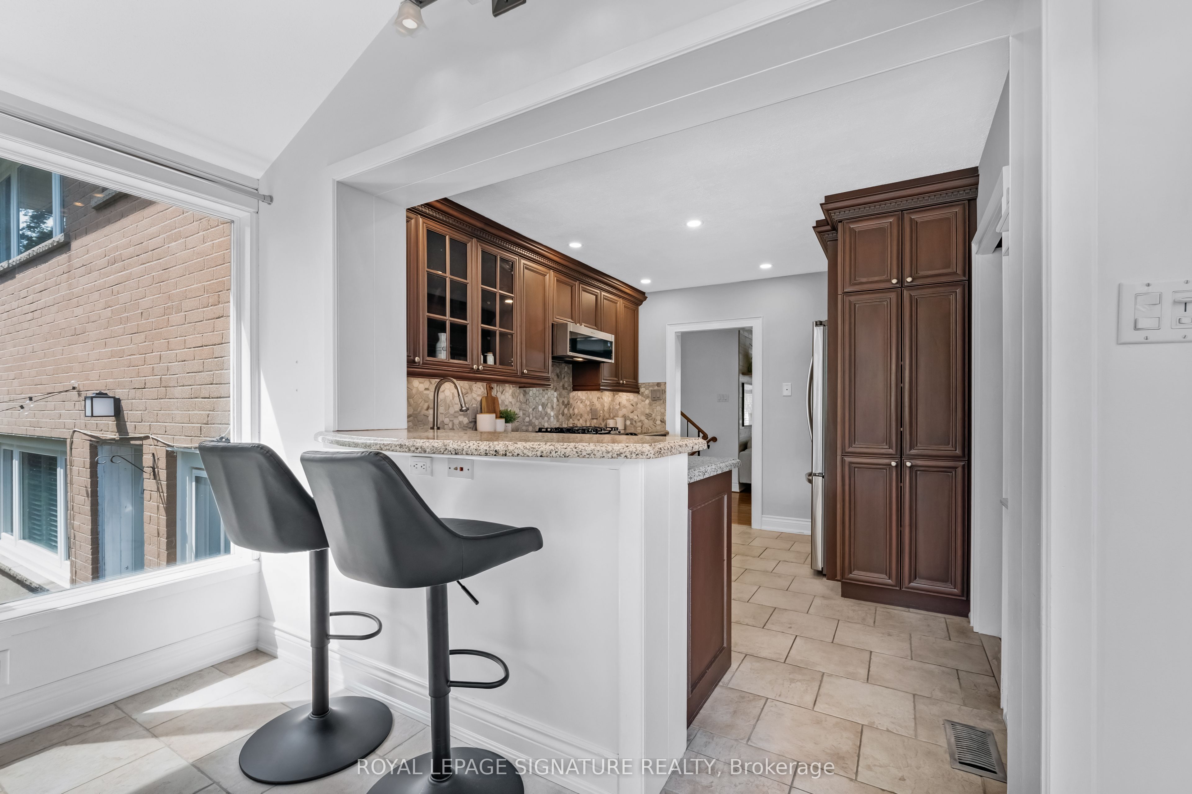 21 Page Avenue Property Photo 17