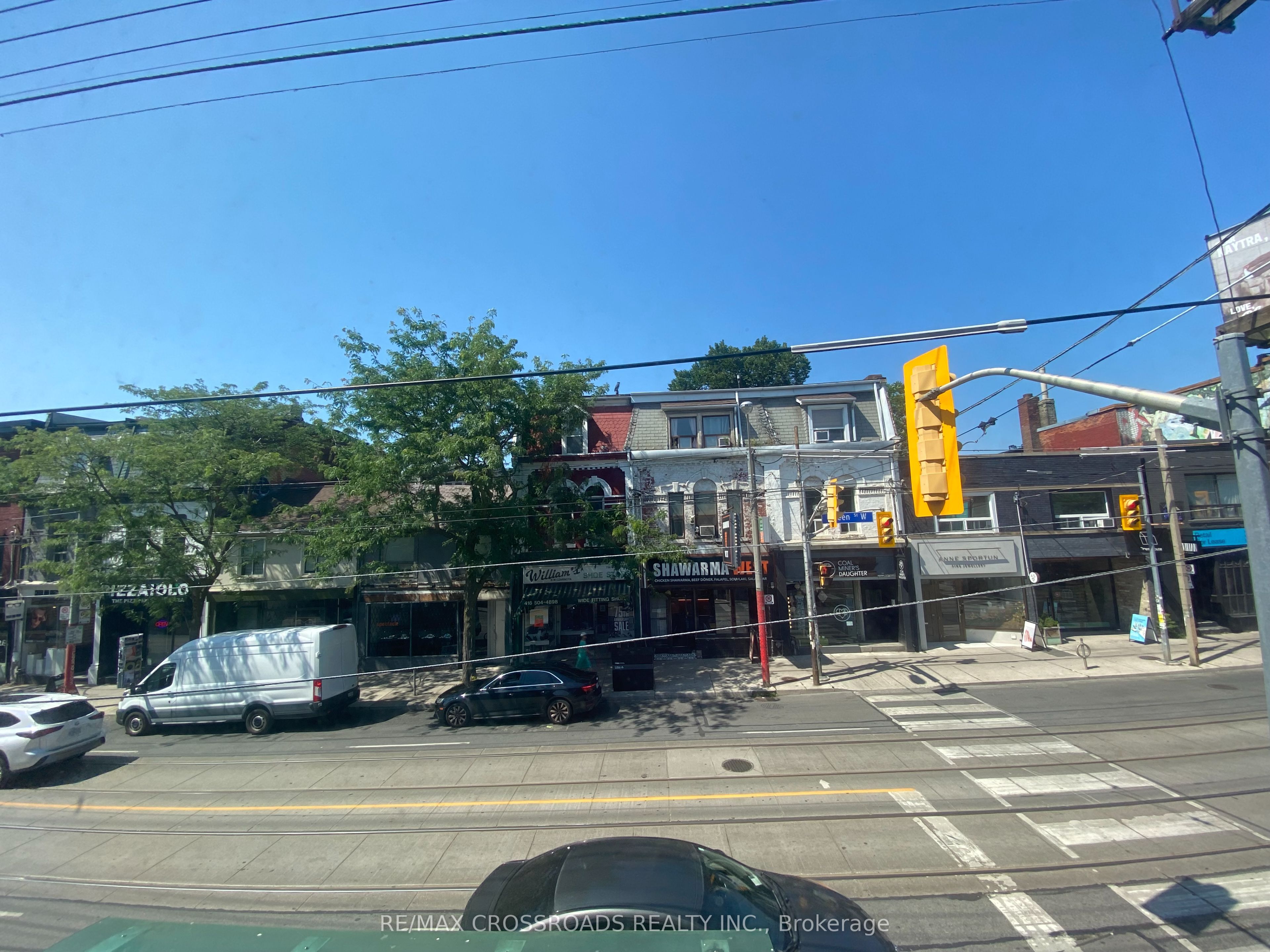 839 Queen Street W Unit #a Property Photo 1