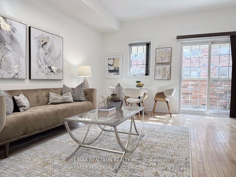 171b Finch Avenue E Property Photo 11