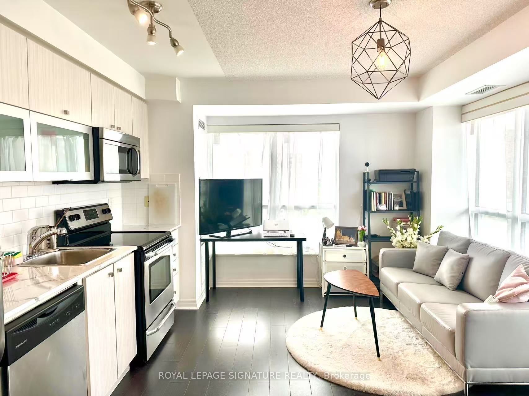 2015 Sheppard Avenue E 1609 Property Photo 1