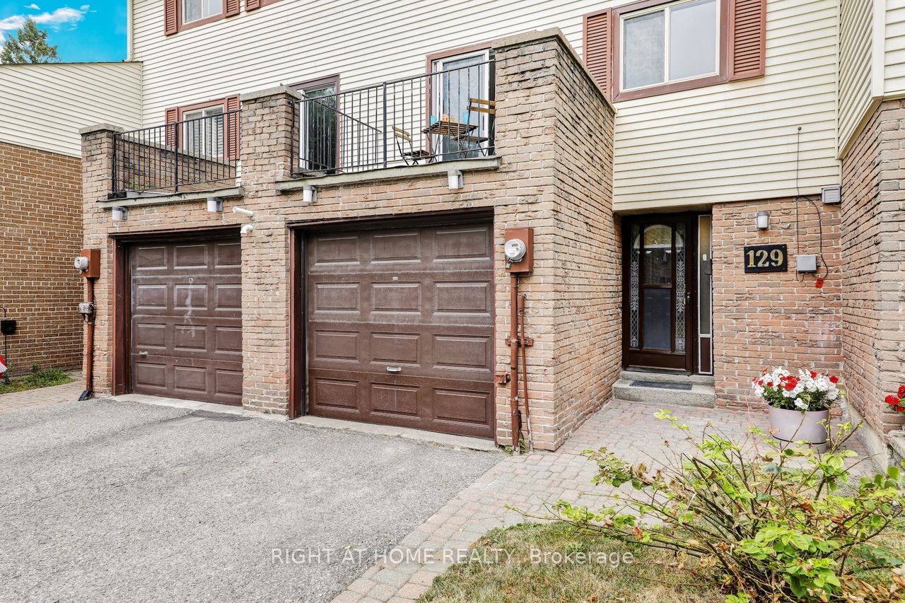 129 Jenny Wrenway Way Property Photo 1