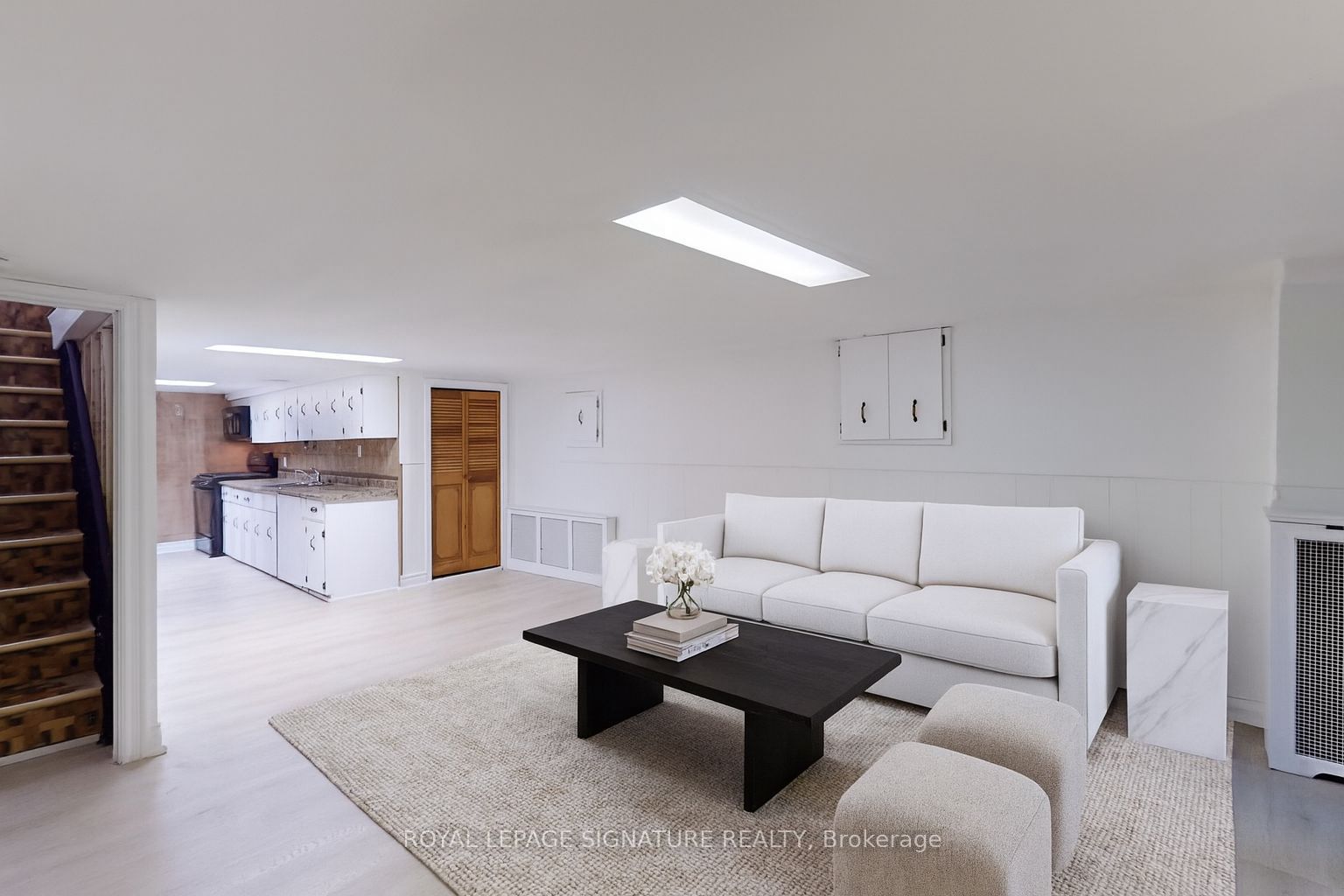 247 Palmerston Avenue Lower Property Photo 1