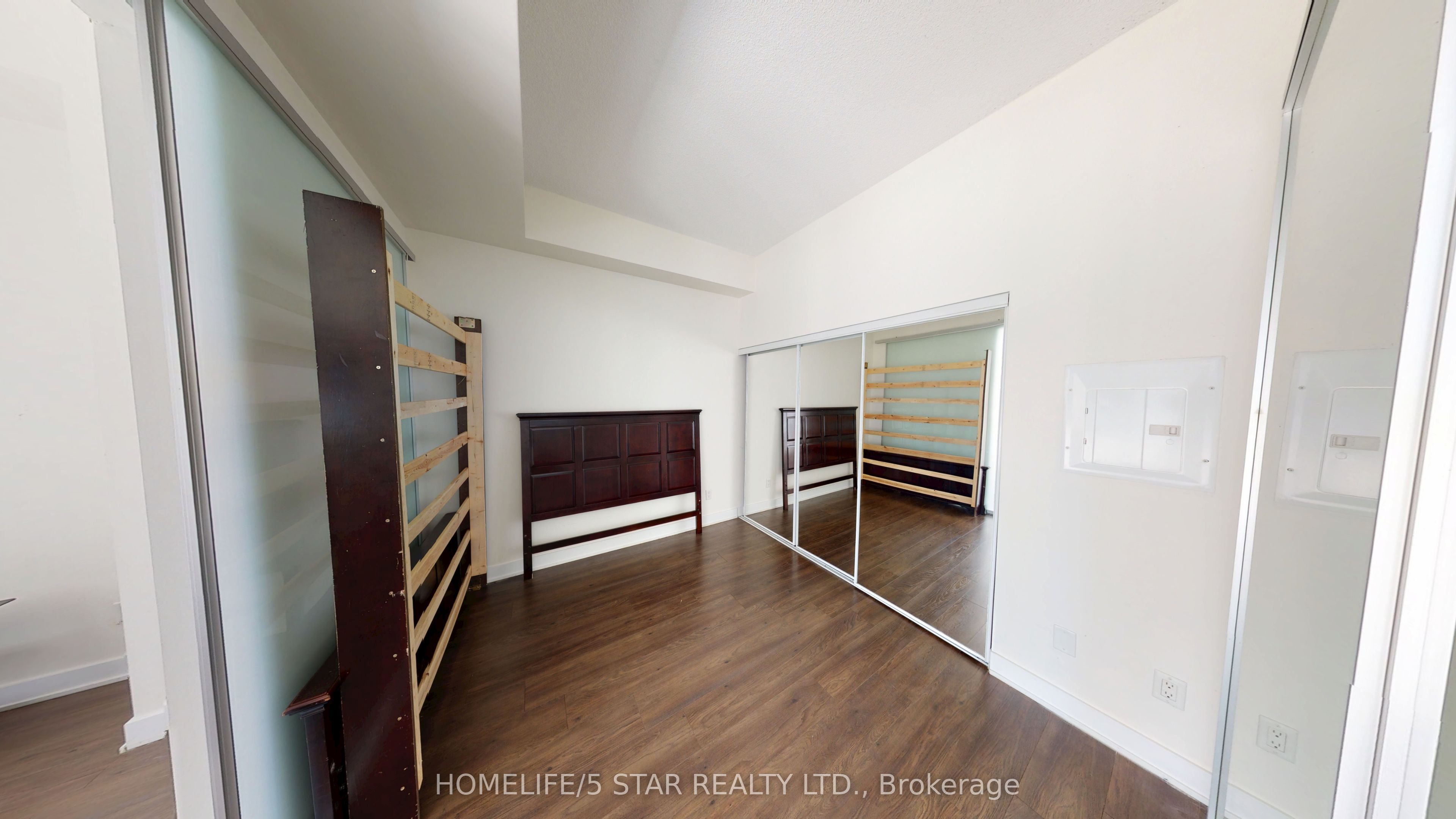 169 Fort York Boulevard 218 Property Photo 10