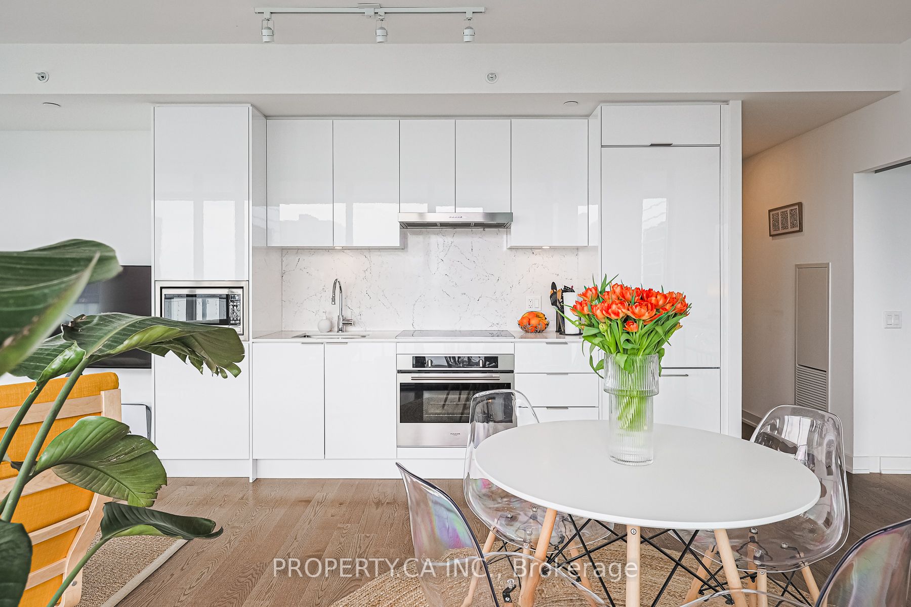 20 Lombard Street 3611 Property Photo 1