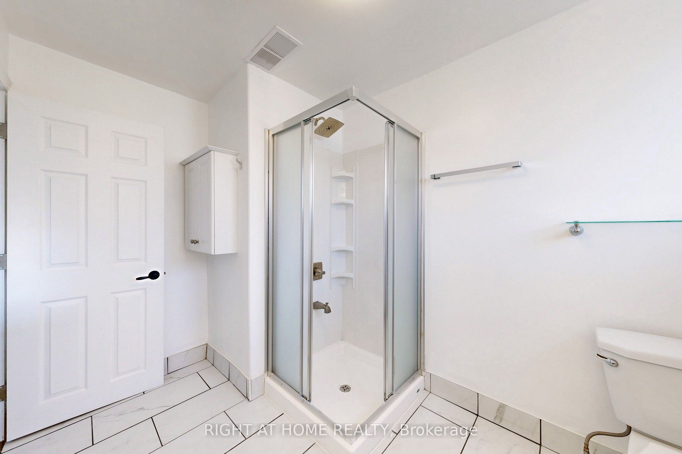 656 Crawford Street 2 Property Photo 14