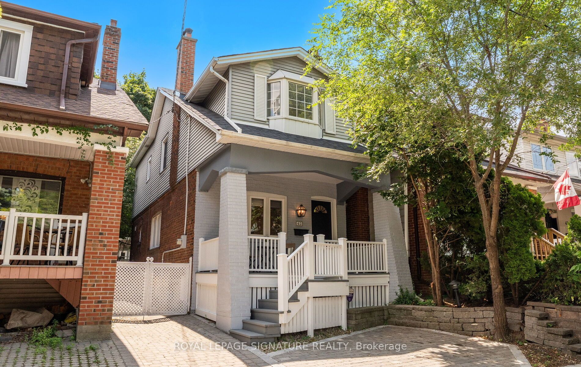 45 Hillsdale Avenue W Property Photo 1