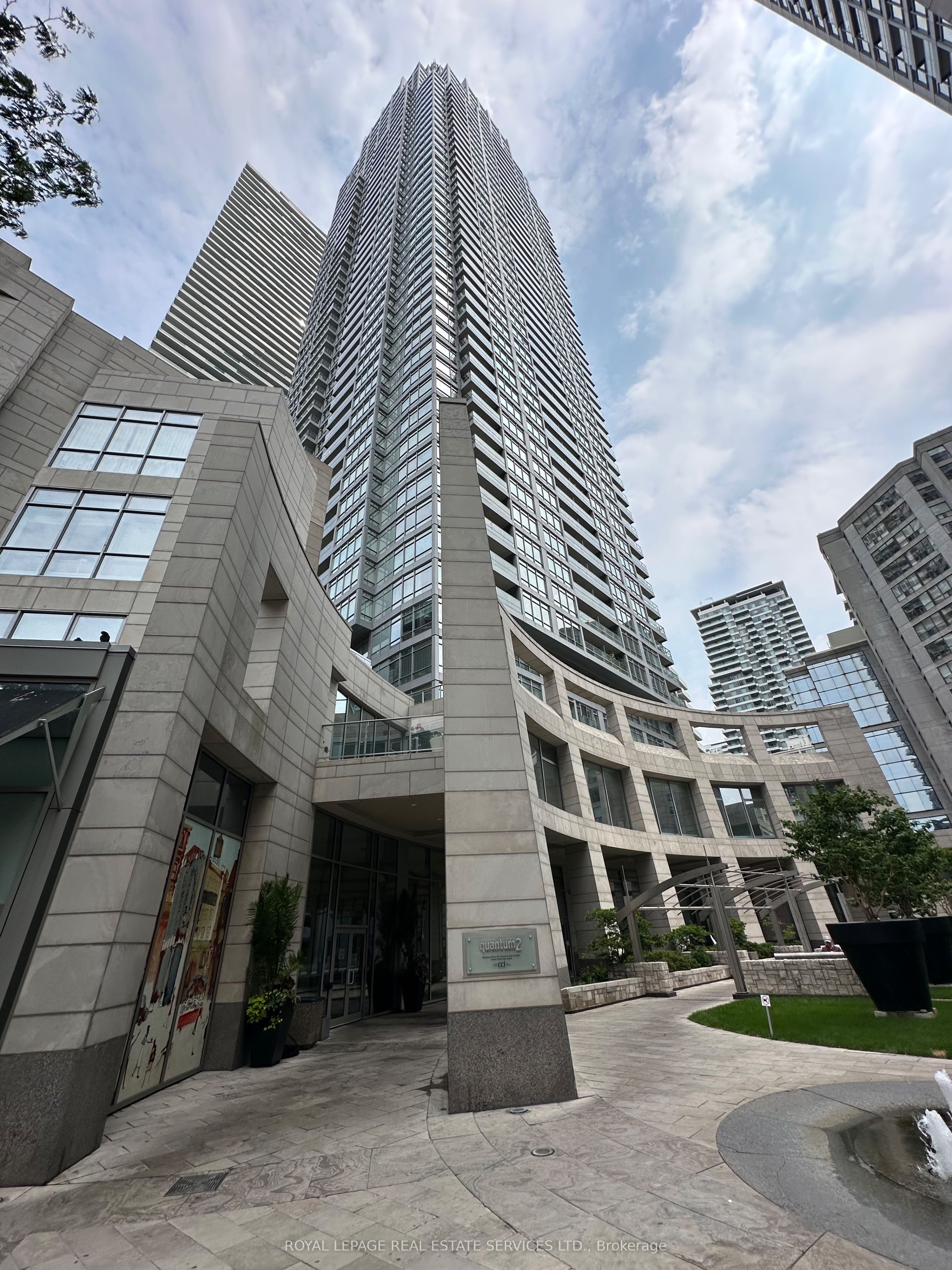 2191 Yonge Street 3110 Property Photo 1