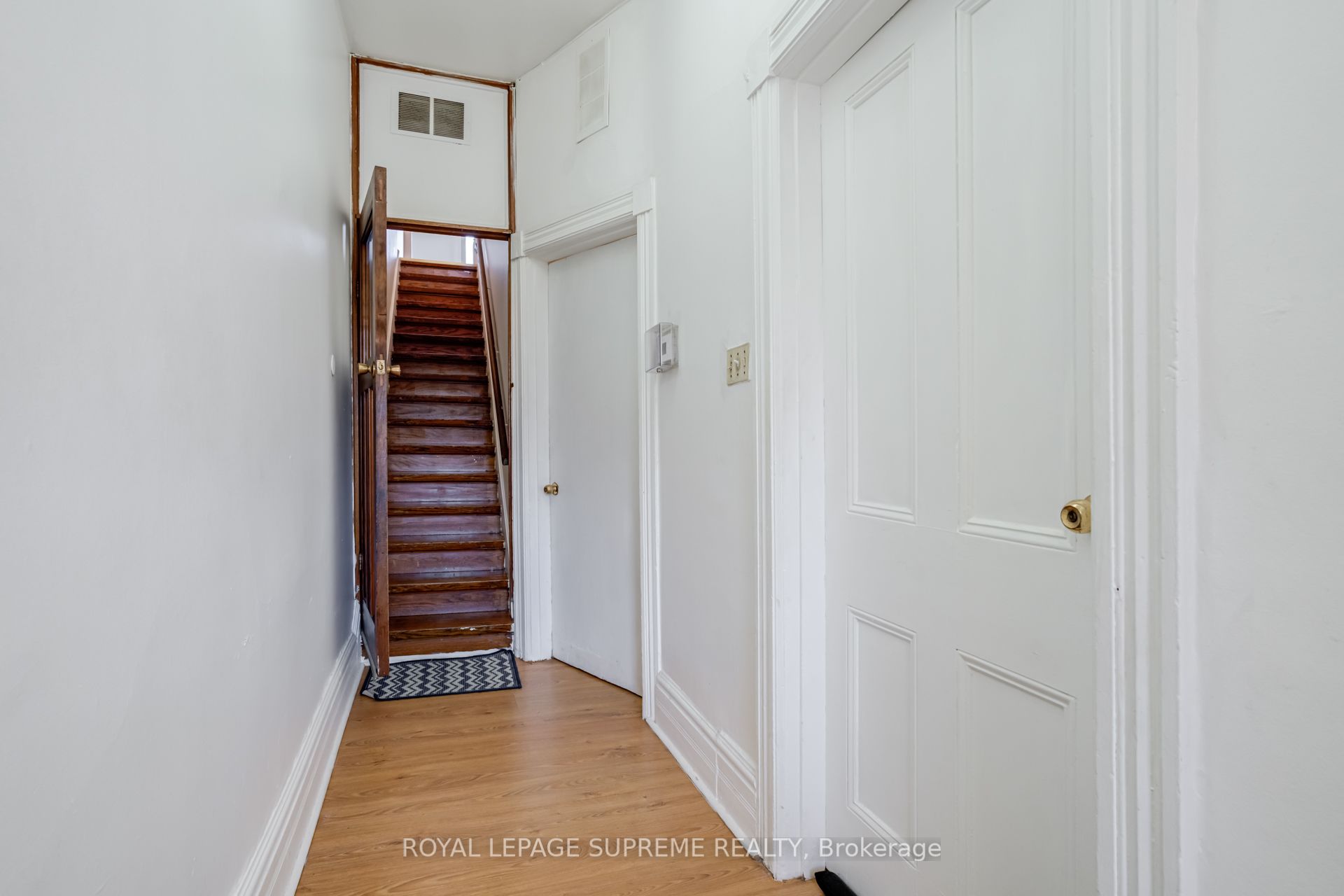 40 Gordon Street 2 Property Photo 6