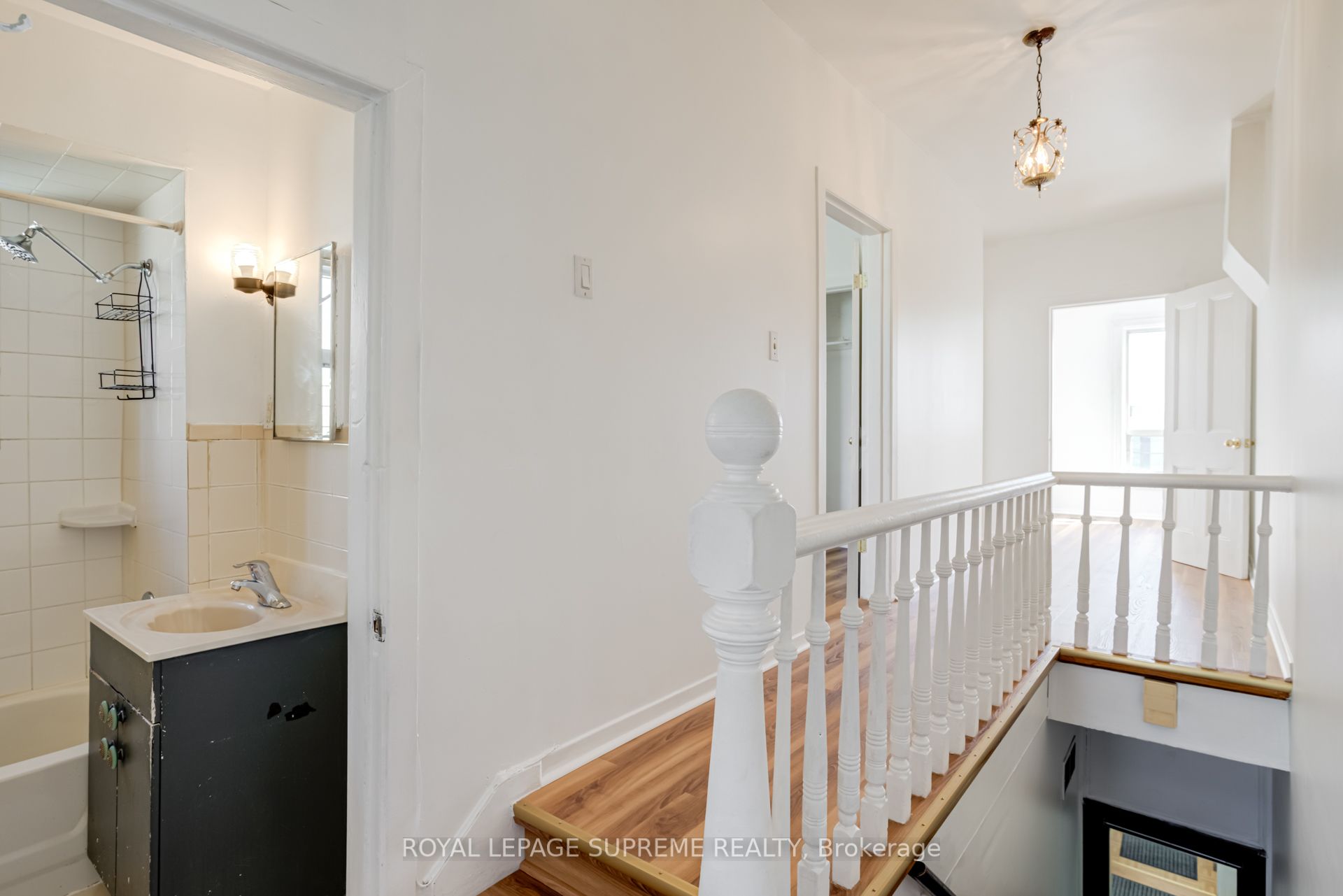 40 Gordon Street 2 Property Photo 8