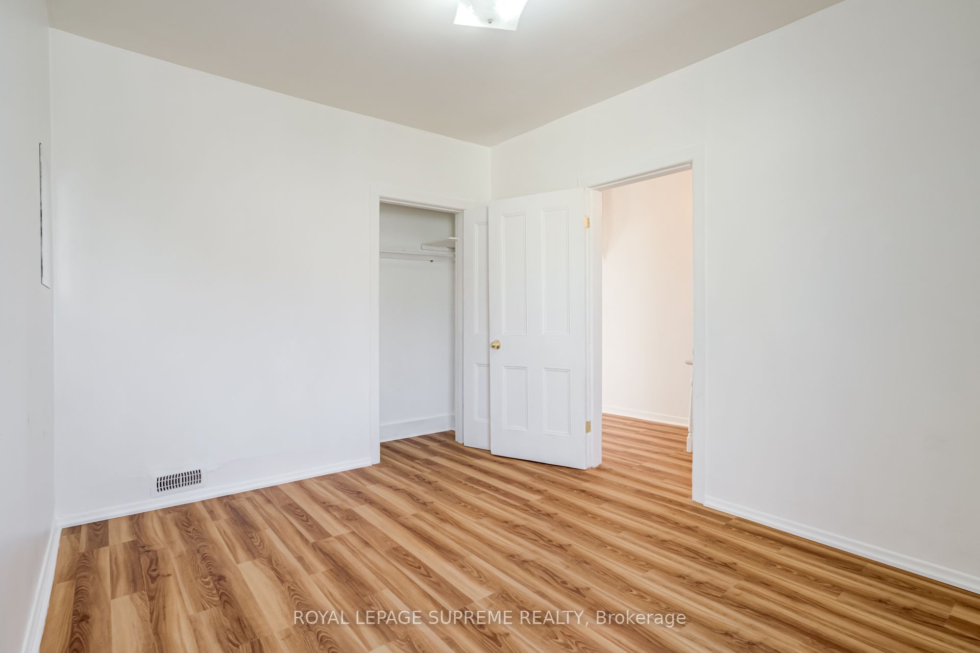 40 Gordon Street 2 Property Photo 23