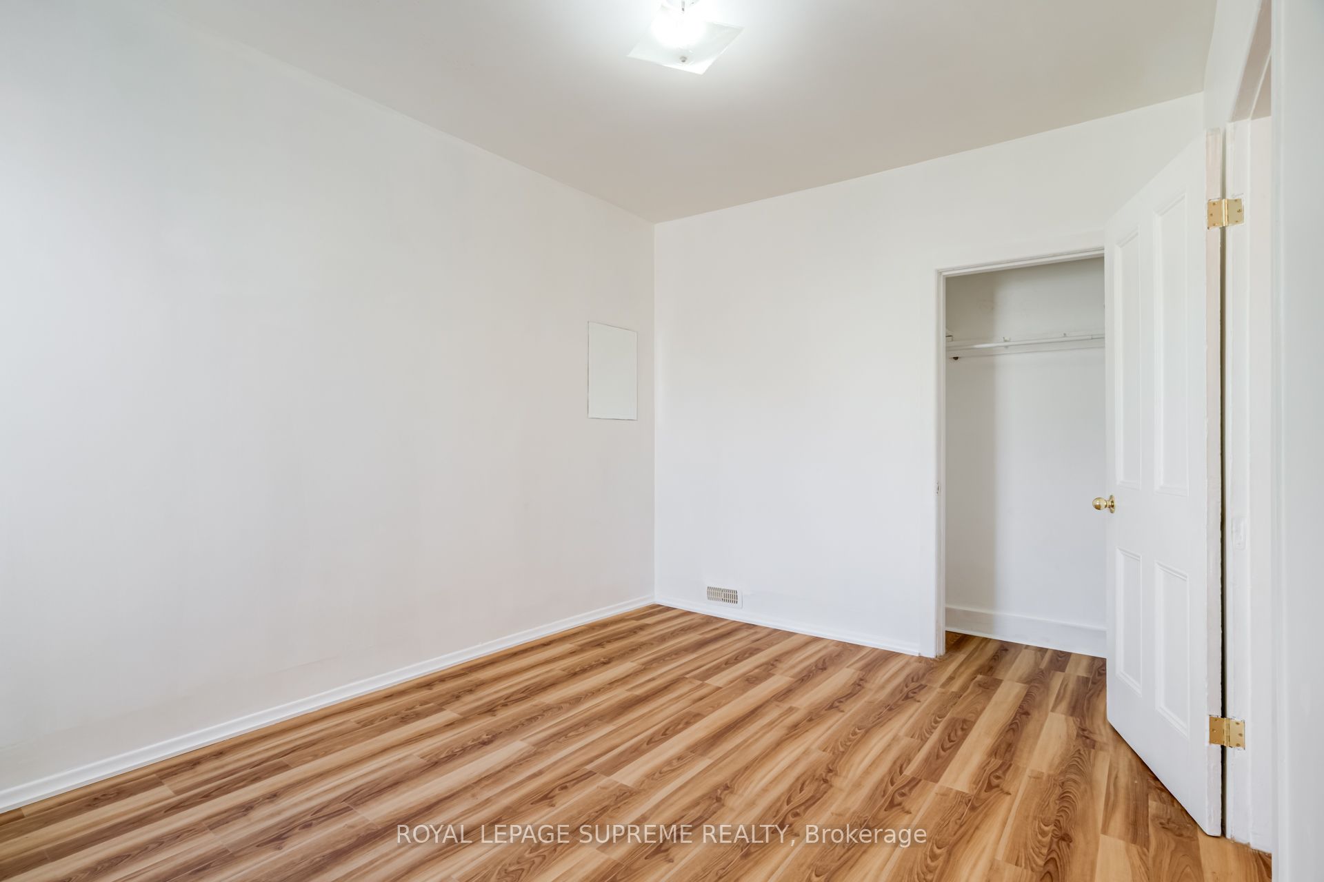 40 Gordon Street 2 Property Photo 24