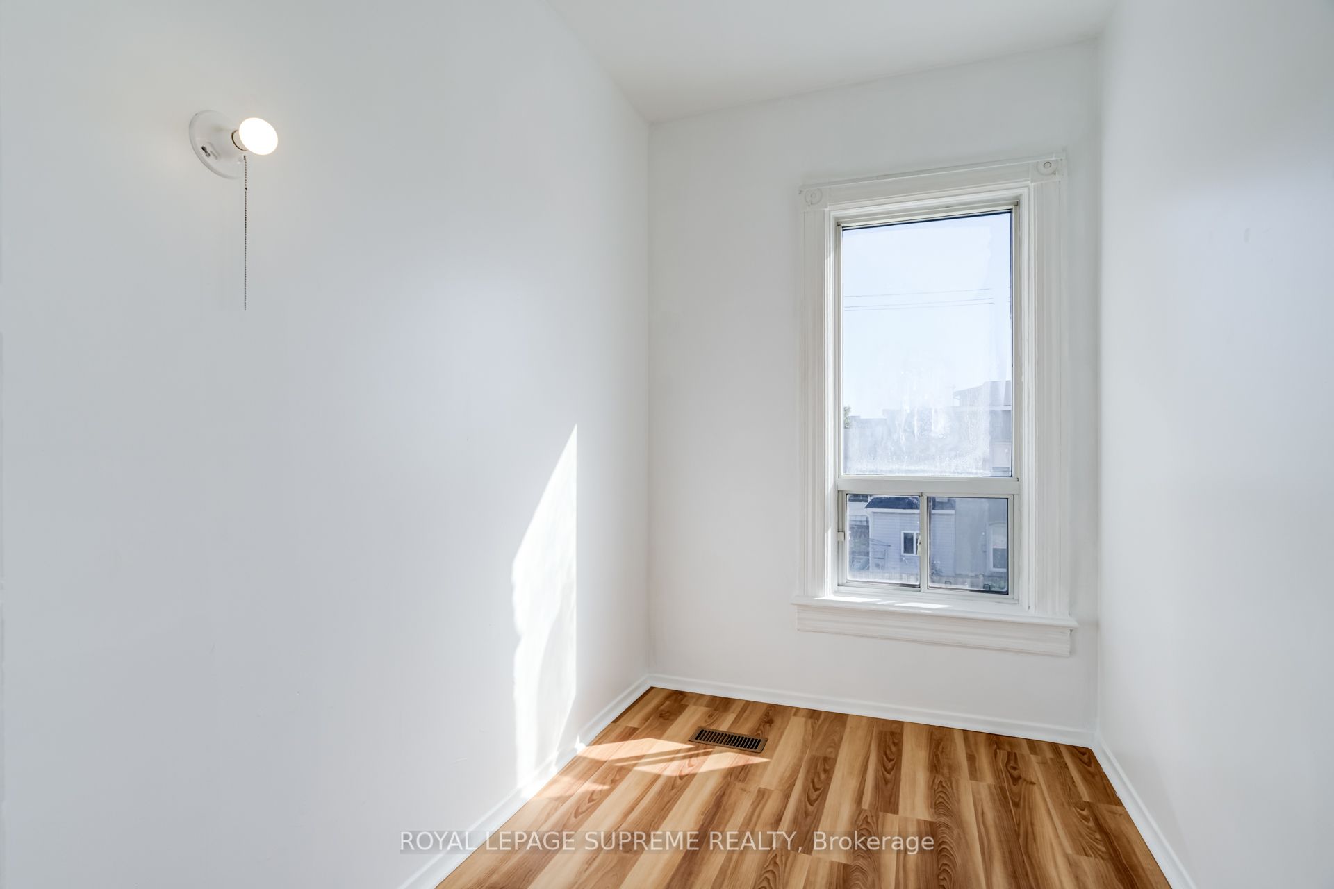 40 Gordon Street 2 Property Photo 31