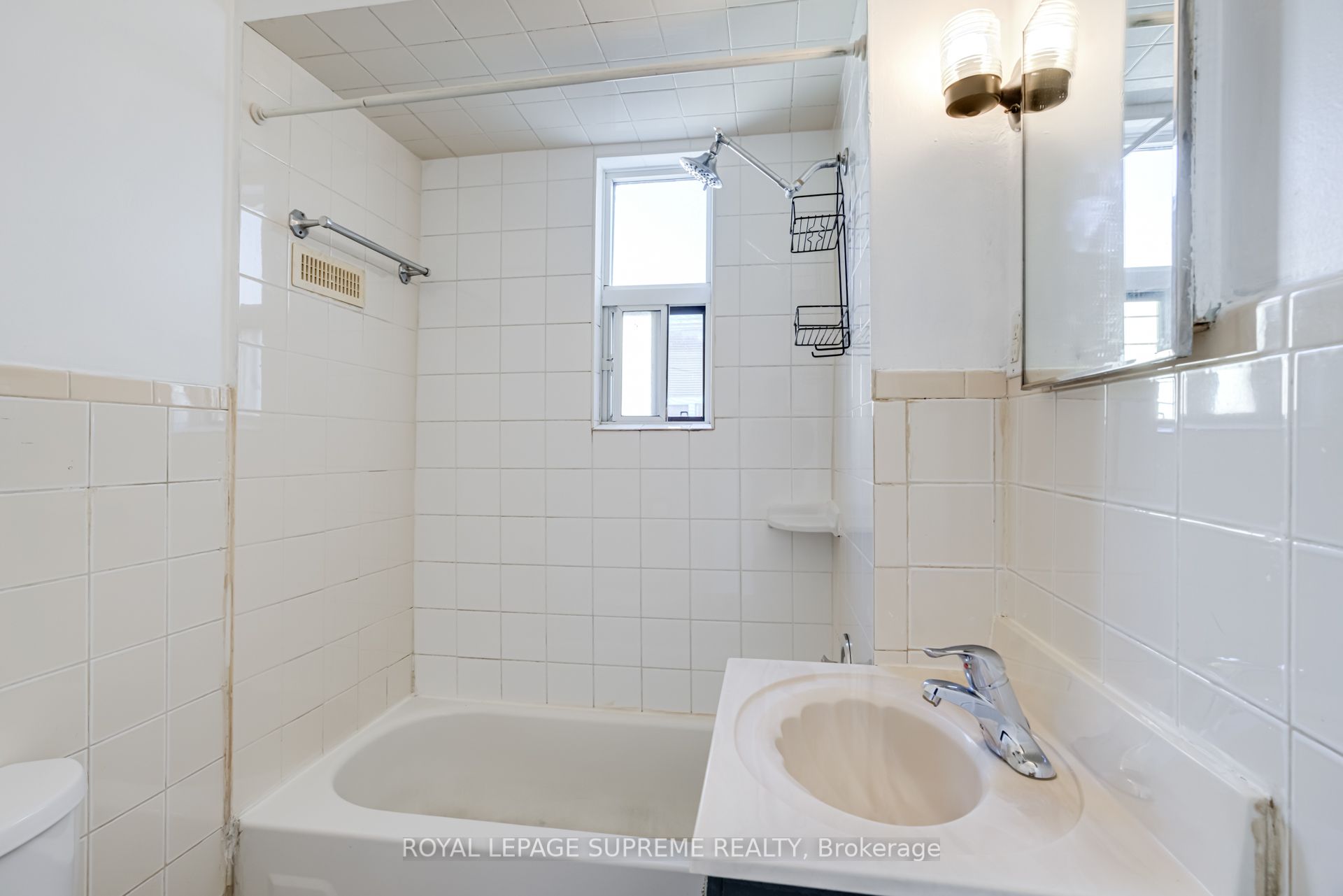 40 Gordon Street 2 Property Photo 34