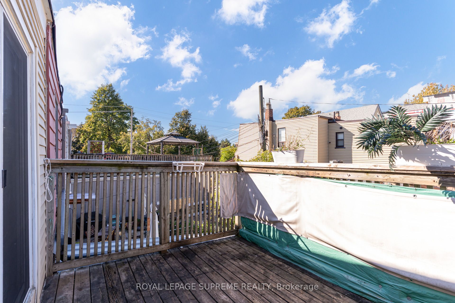 40 Gordon Street 2 Property Photo 39