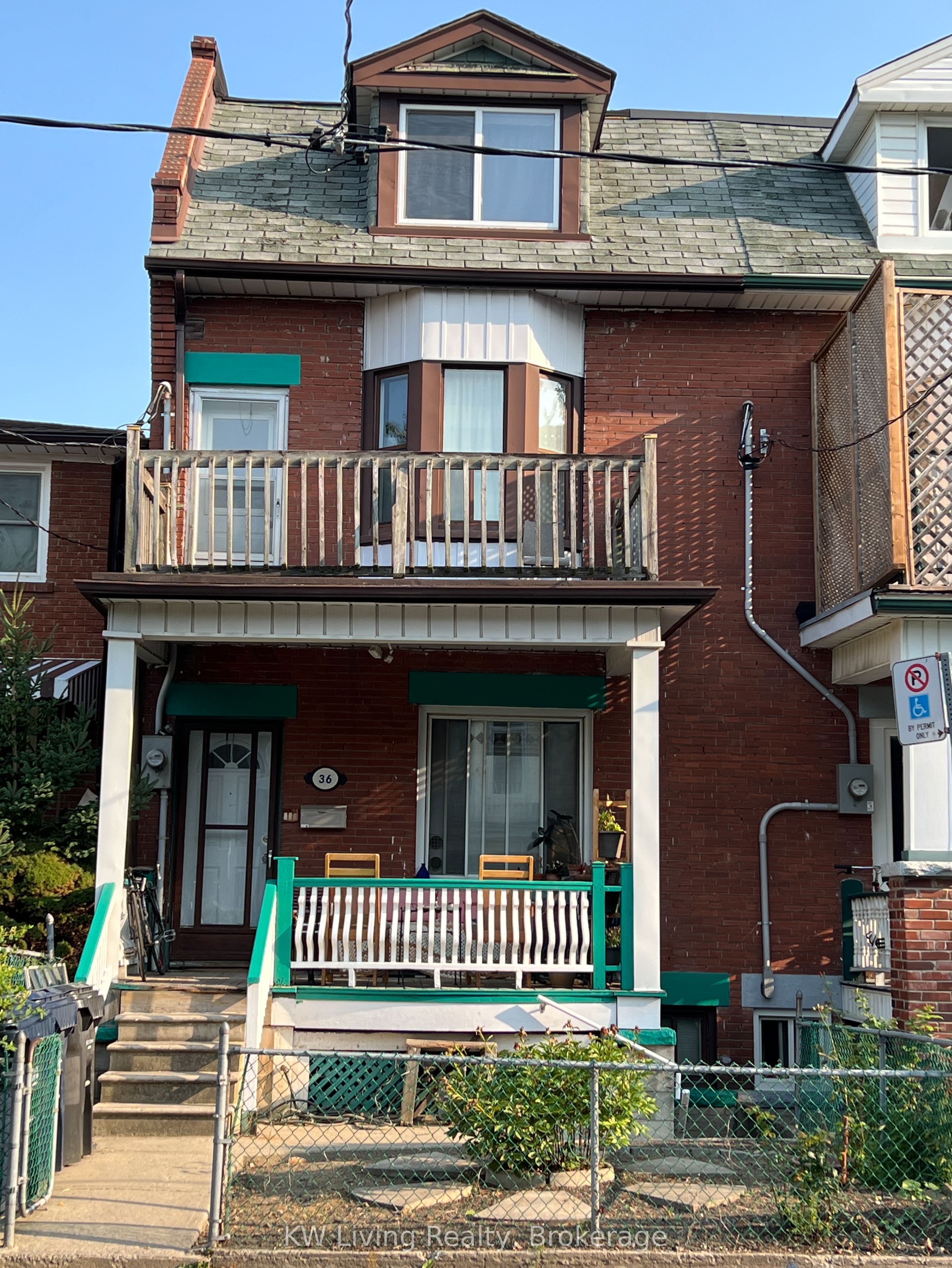 36 Nassau Street Property Photo 1