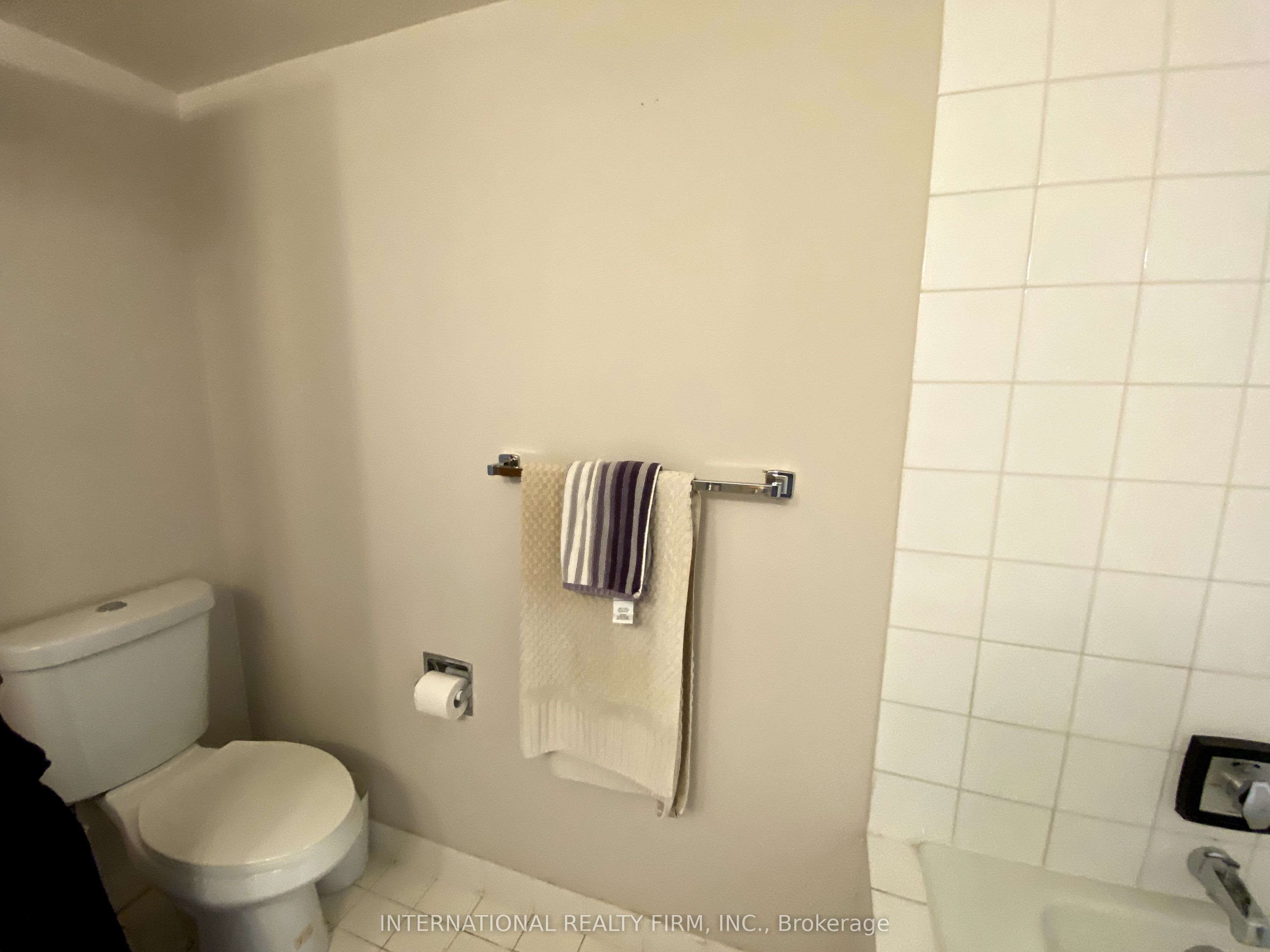 135 George Street S 605 Property Photo 15