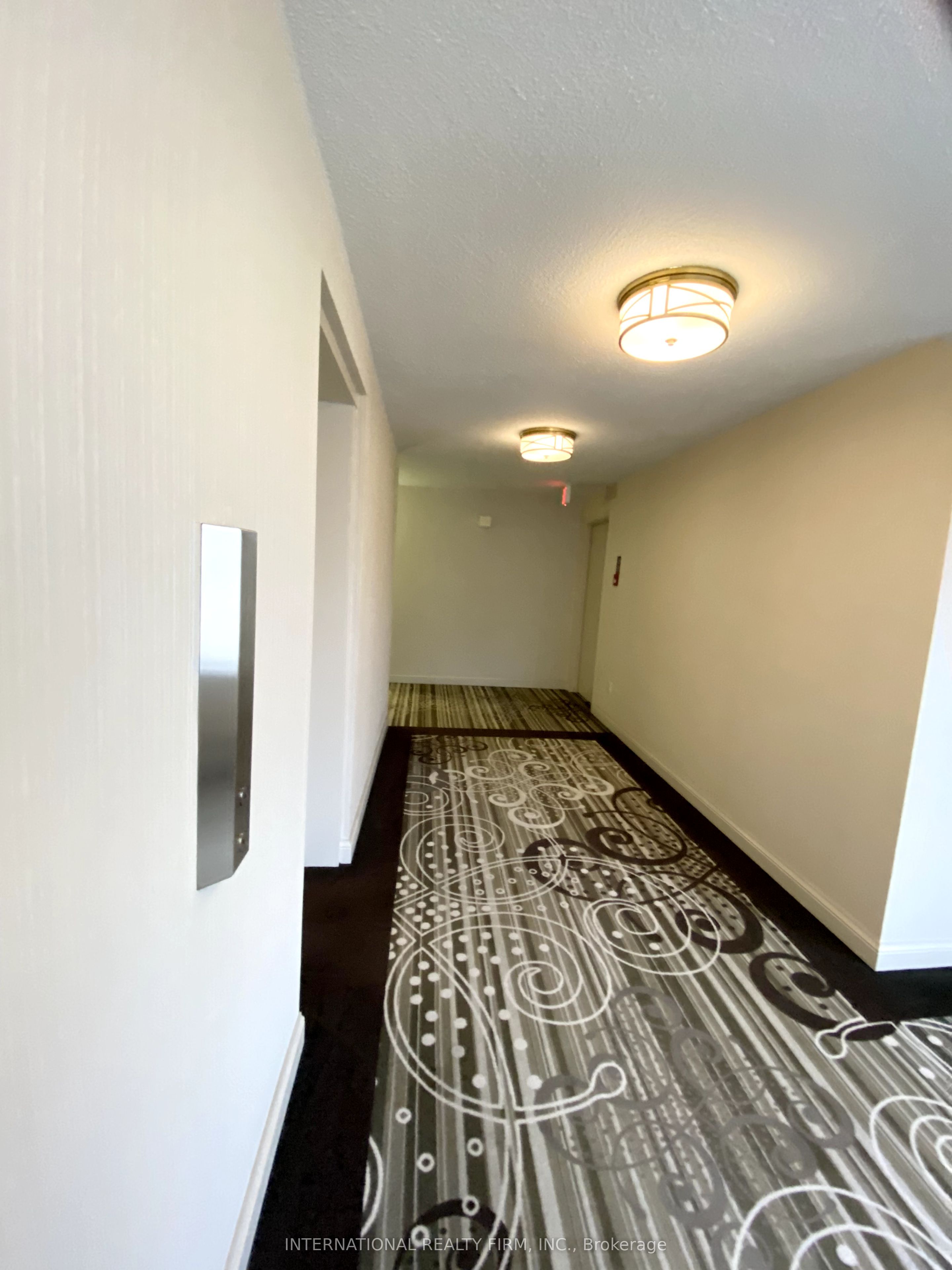 135 George Street S 605 Property Photo 16