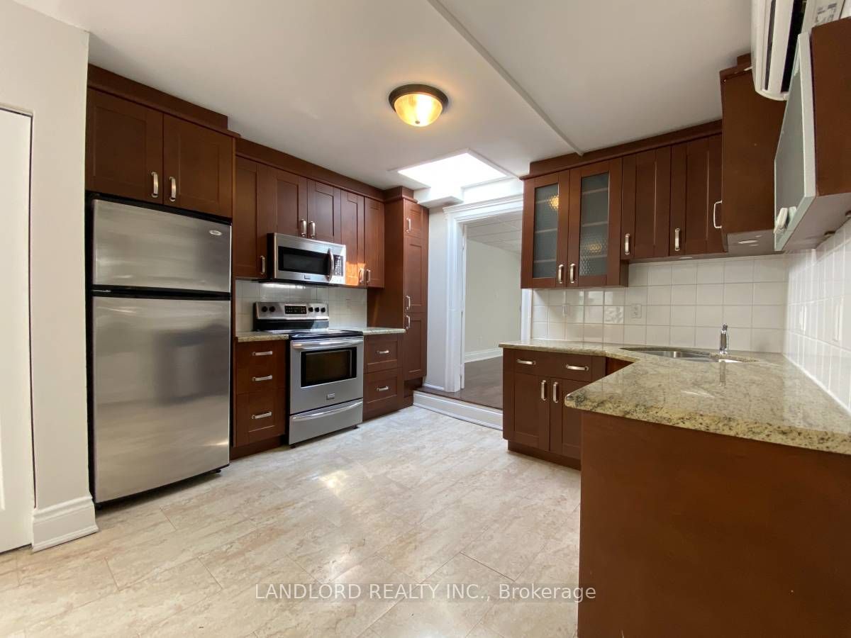 343 St. Clair Avenue W D Property Photo 1