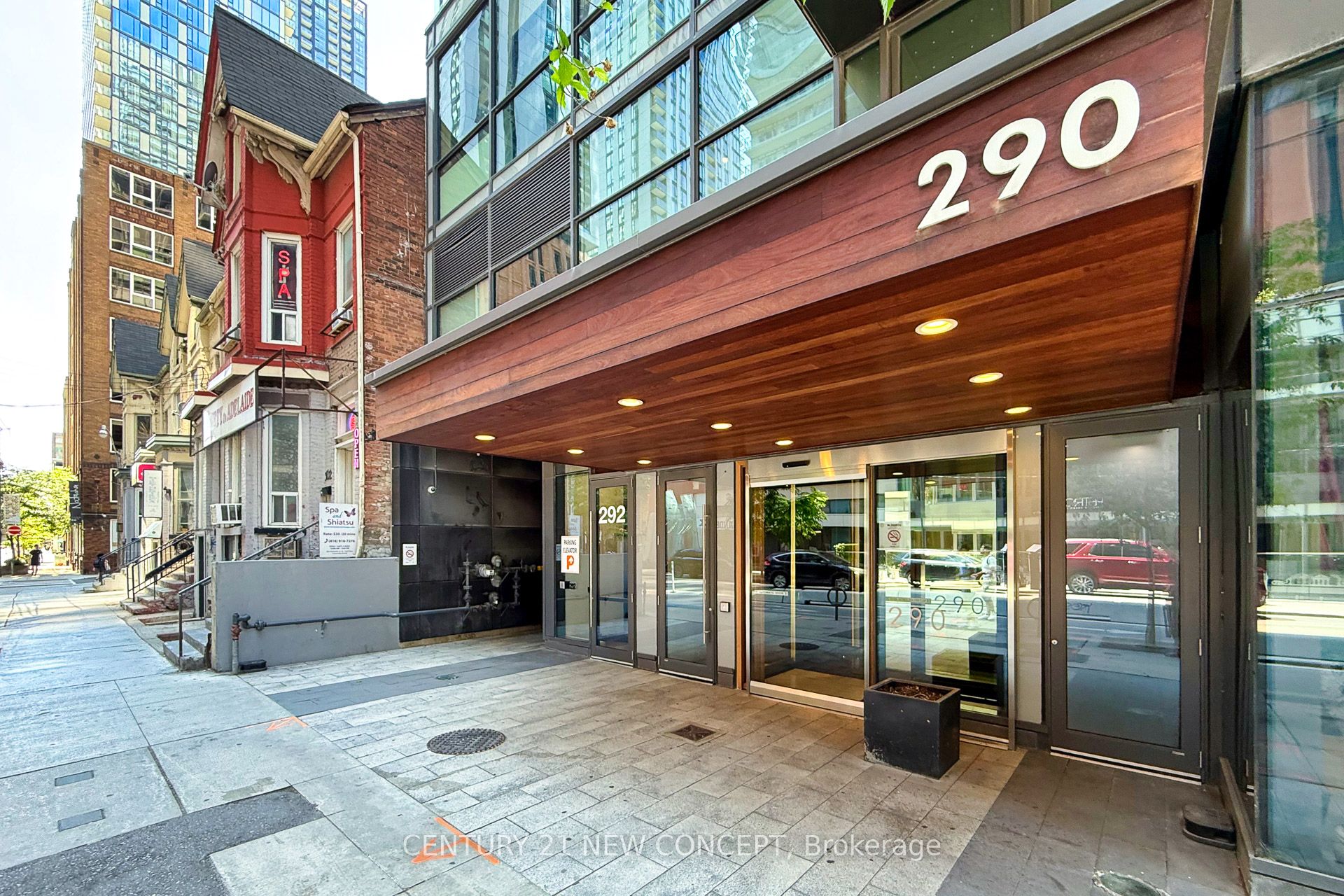 290 Adelaide Street W 2612 Property Photo 2