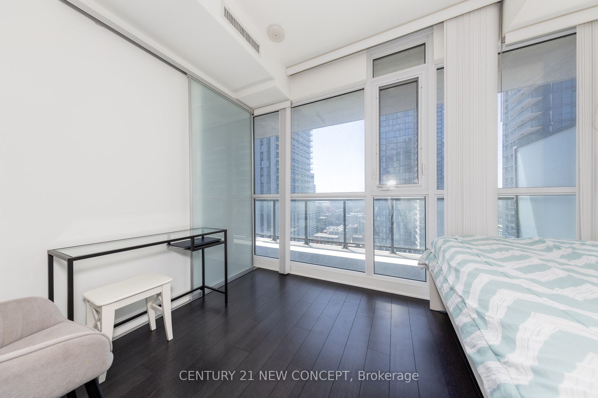 290 Adelaide Street W 2612 Property Photo 12