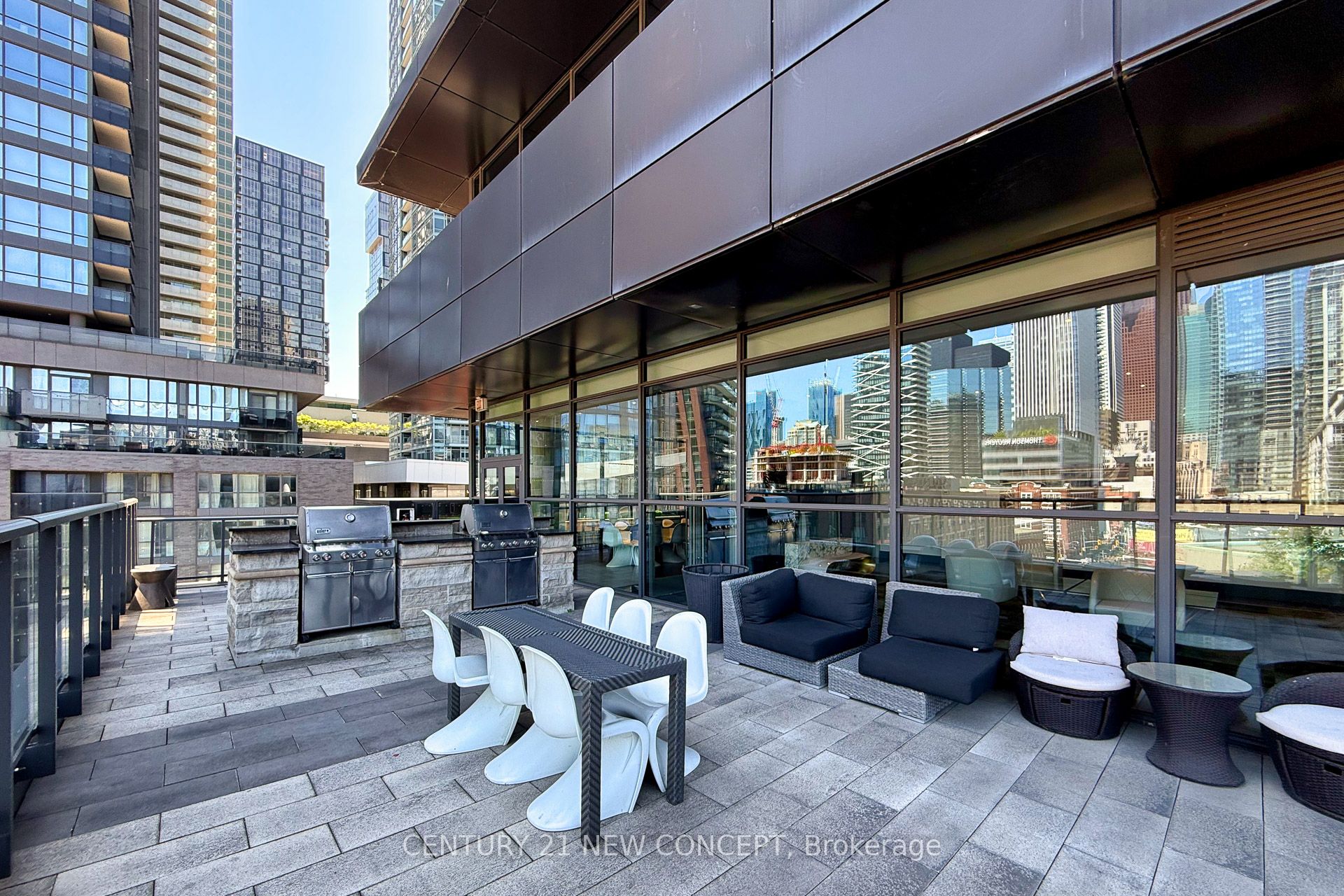 290 Adelaide Street W 2612 Property Photo 24