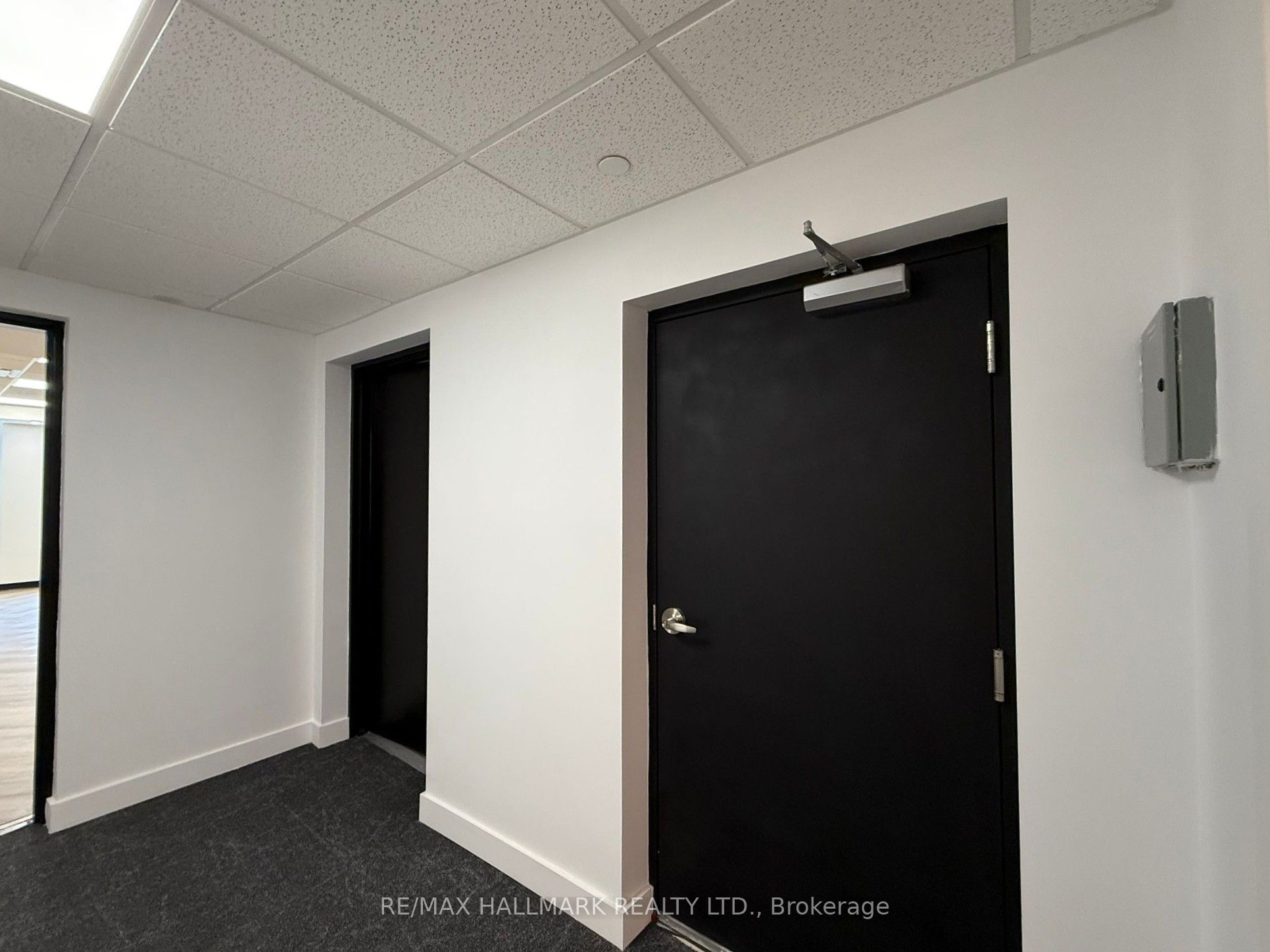 1 Yorkville Avenue 201 Property Photo 1