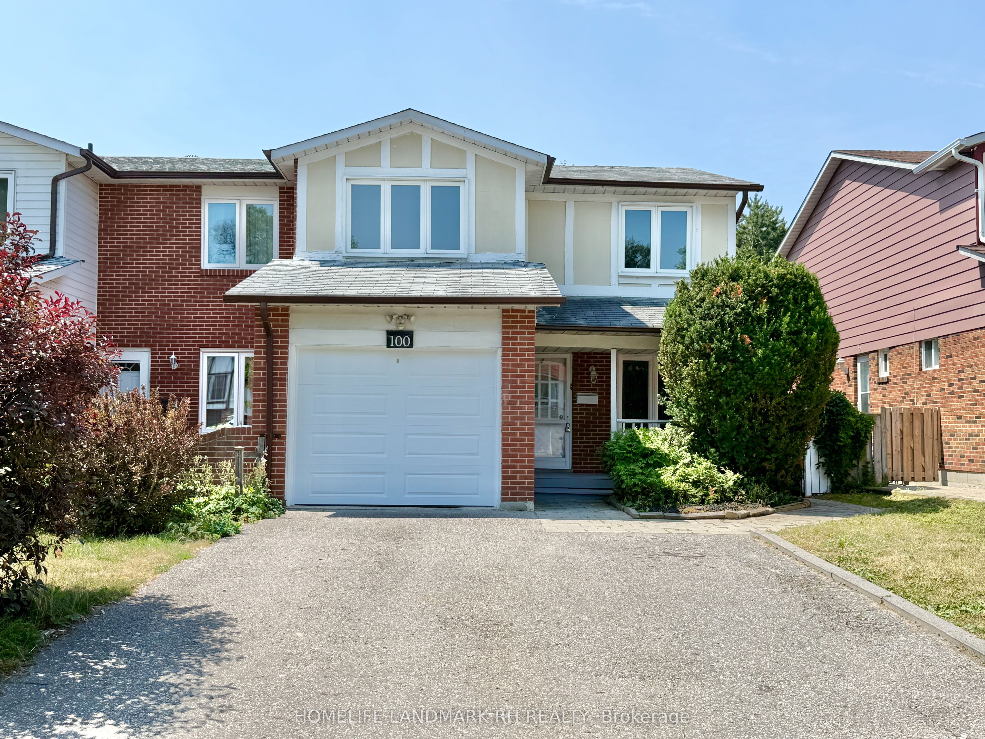 100 Micmac Crescent Property Photo 1