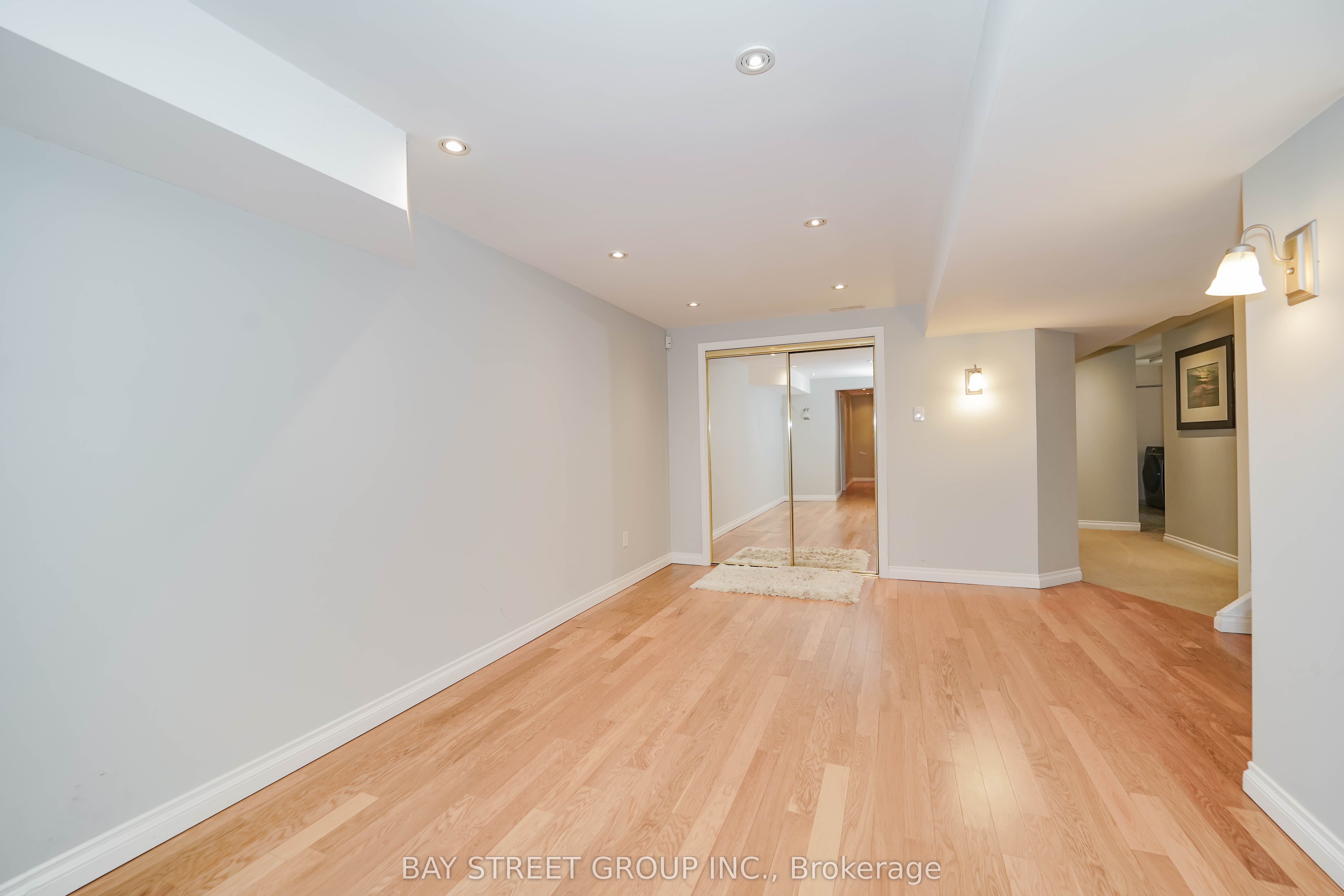 683 Conacher Drive Property Photo 33