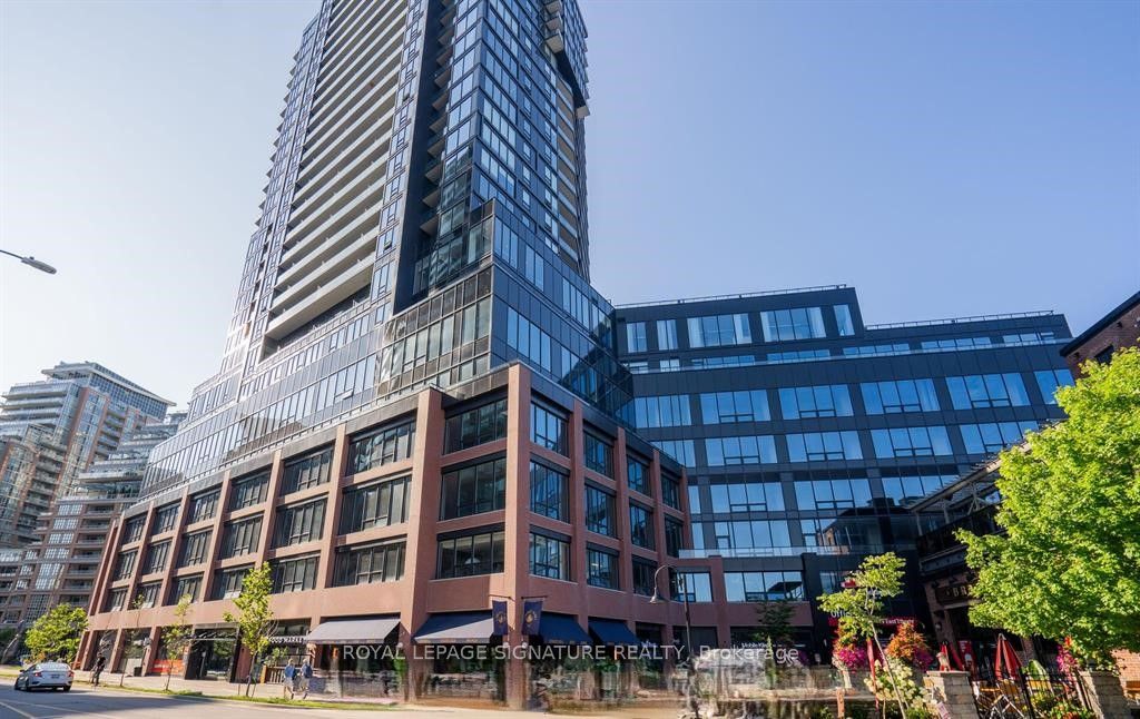 135 East Liberty Street 1203 Property Photo 1