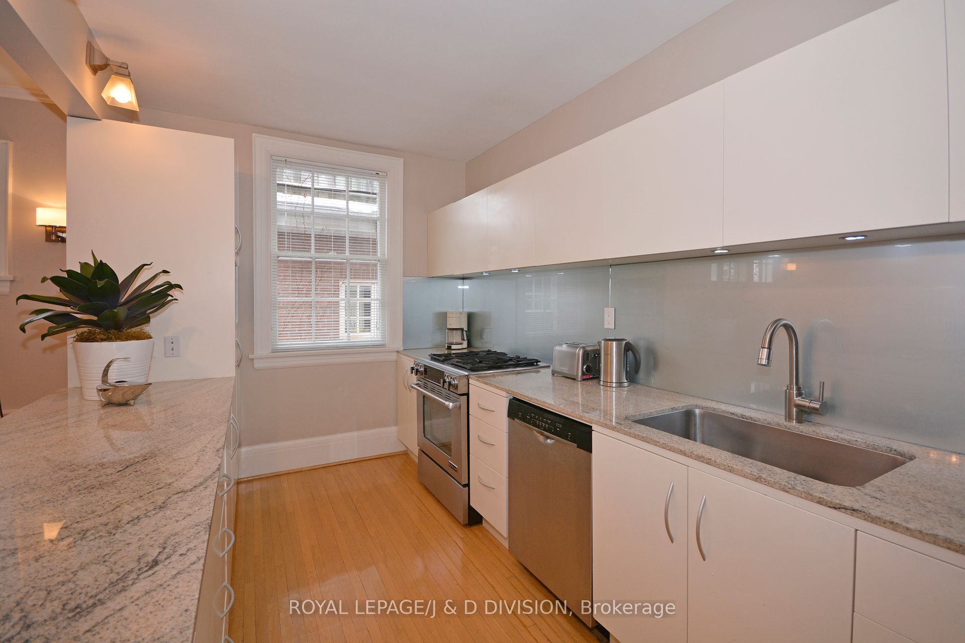 34 Edmund Avenue Property Photo 11