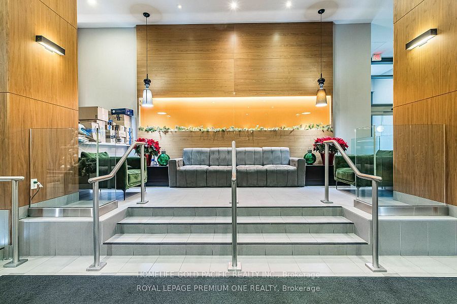 295 Adelaide Street W 719 Property Photo 16