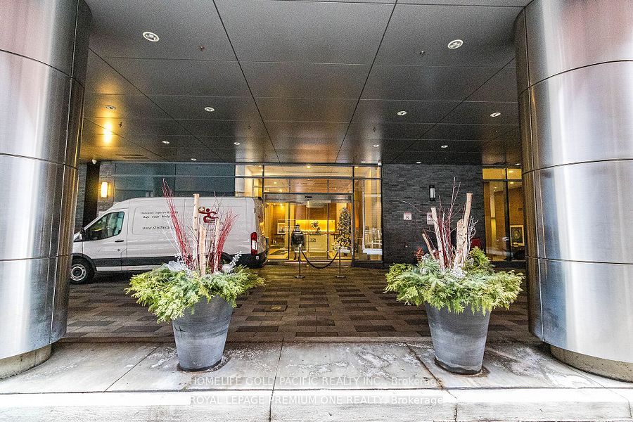 295 Adelaide Street W 719 Property Photo 18