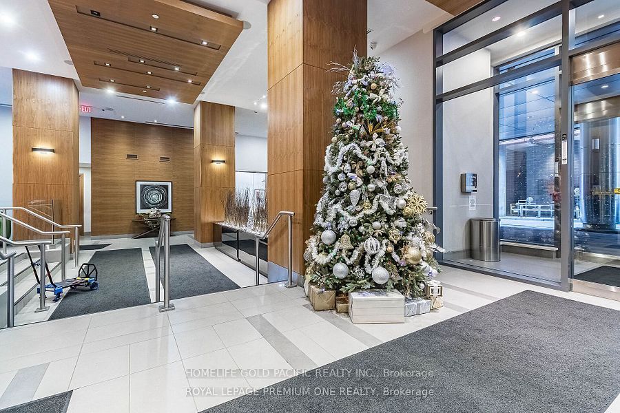 295 Adelaide Street W 719 Property Photo 19